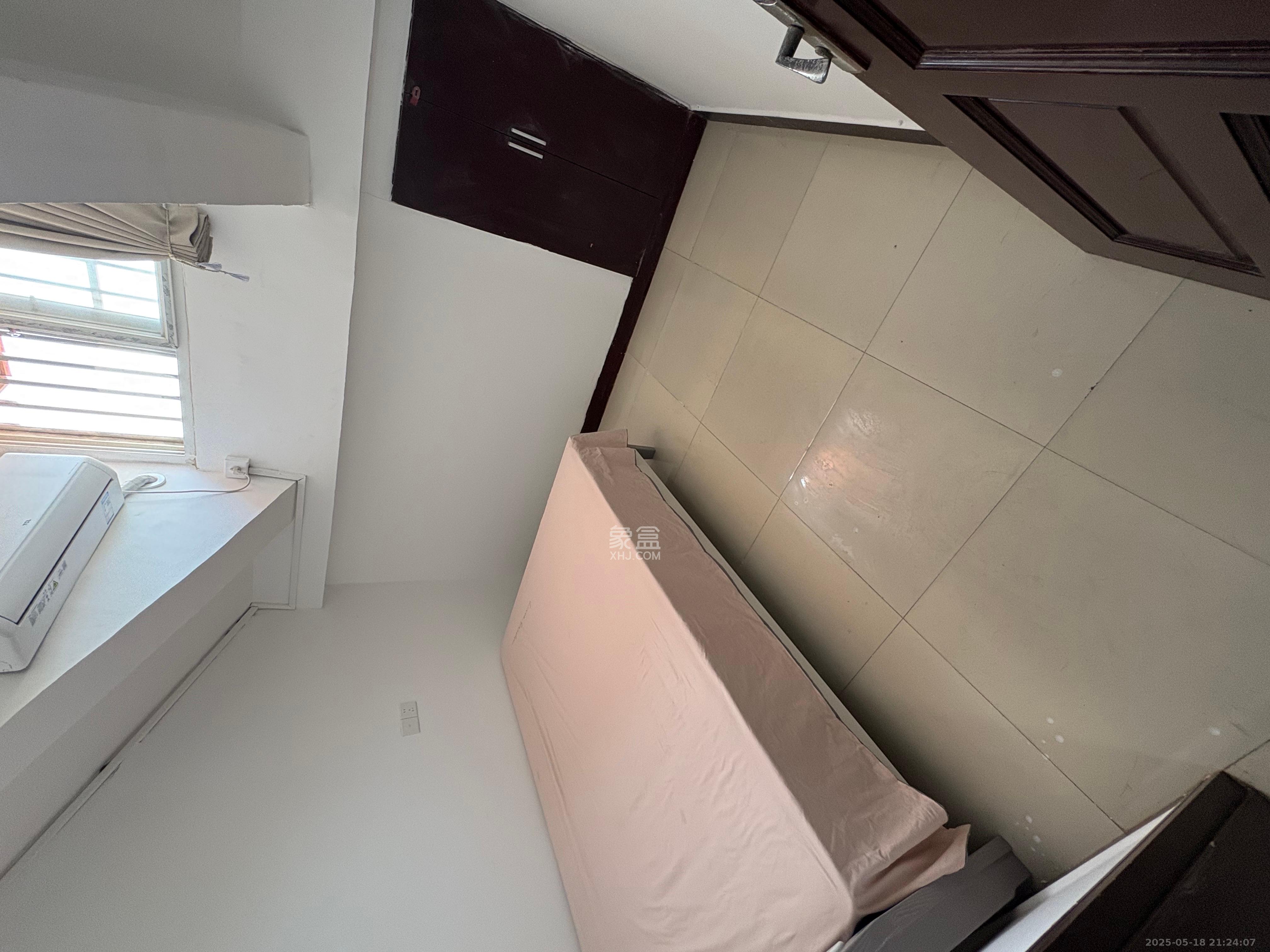 岳麓区五星小区 1室1厅1卫 800.0元/月 岳麓区五星小区 1室1厅1卫 800.0元/月室内图