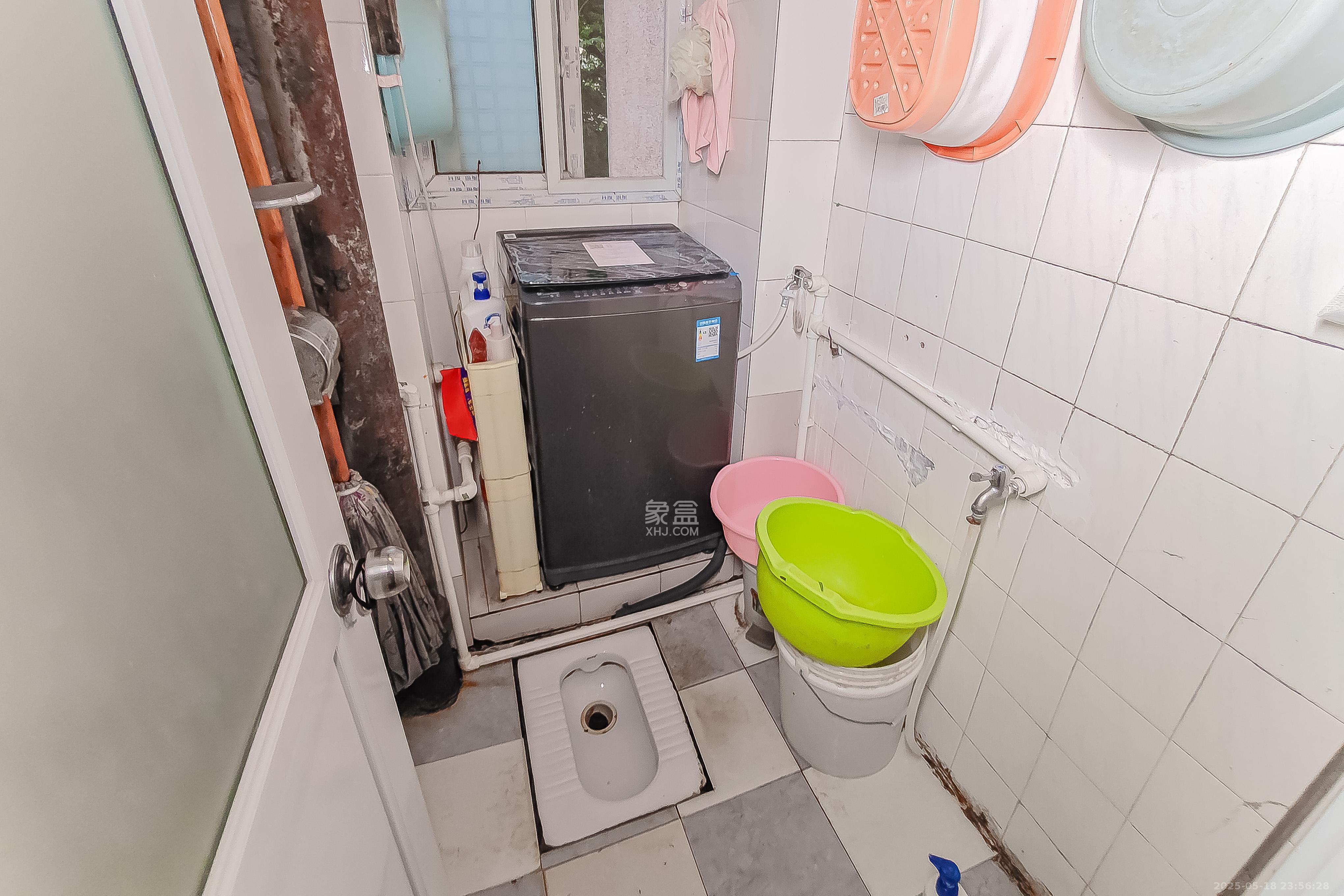 茶园坡社区(原王家冲社区)  2室1厅1卫    30.66万 茶园坡社区(原王家冲社区)  2室1厅1卫    30.66万卫生间