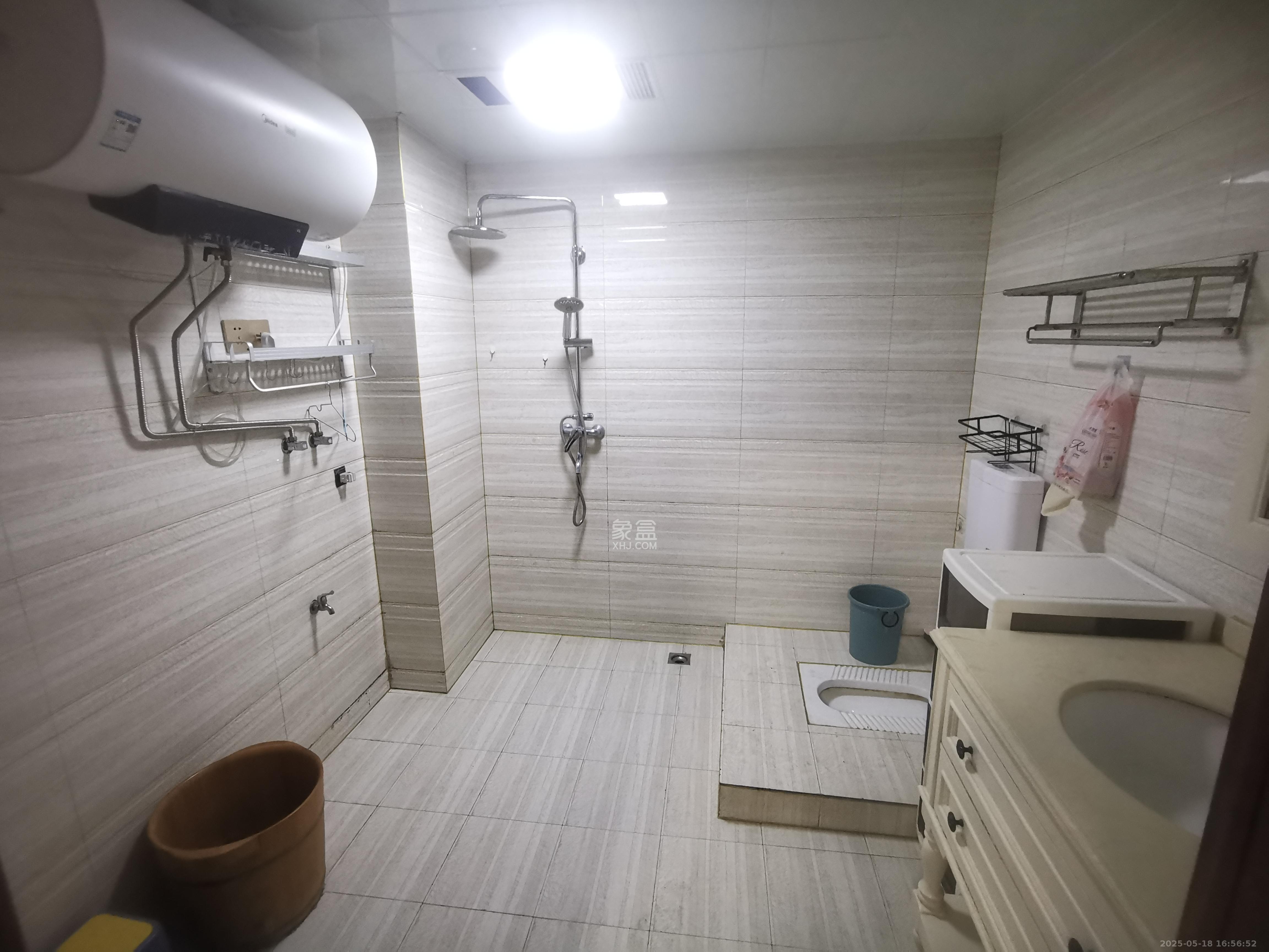 中建桂苑  3室2厅2卫   3200.00元/月室内图