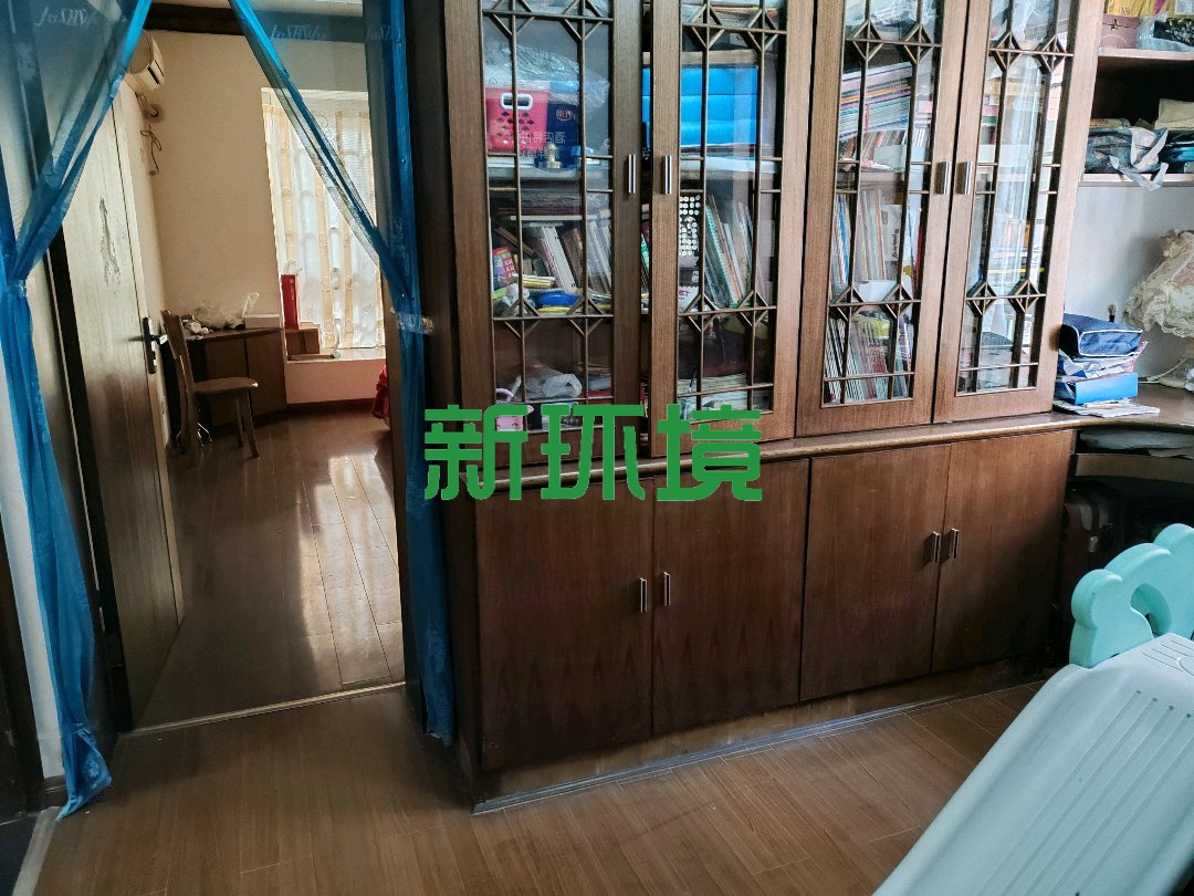 欣业家园  4室2厅2卫   1700.00元/月室内图