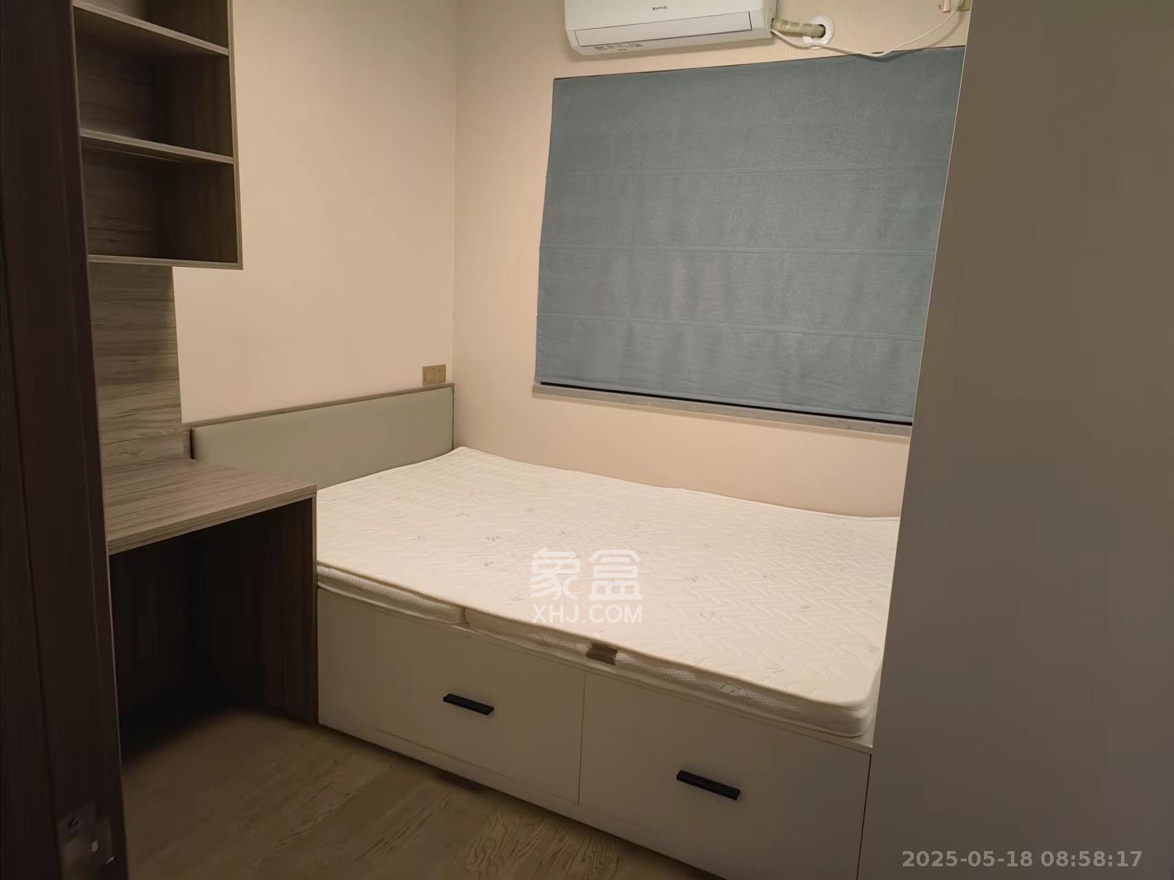 中海阅麓山一期  3室2厅1卫   3500.00元/月室内图