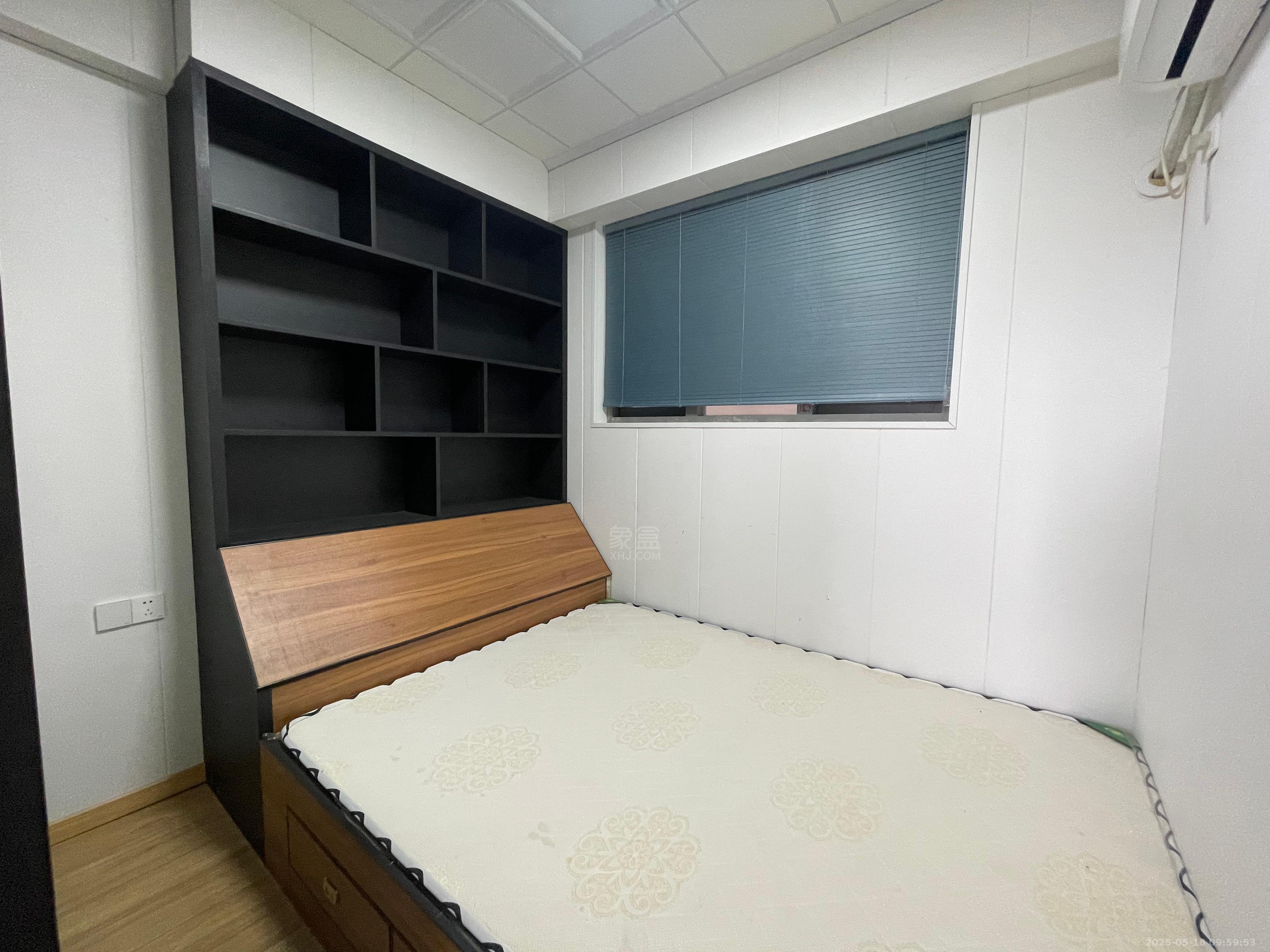 尚格广场 2室2厅1卫 2500.0元/月 尚格广场 2室2厅1卫 2500.0元/月室内图