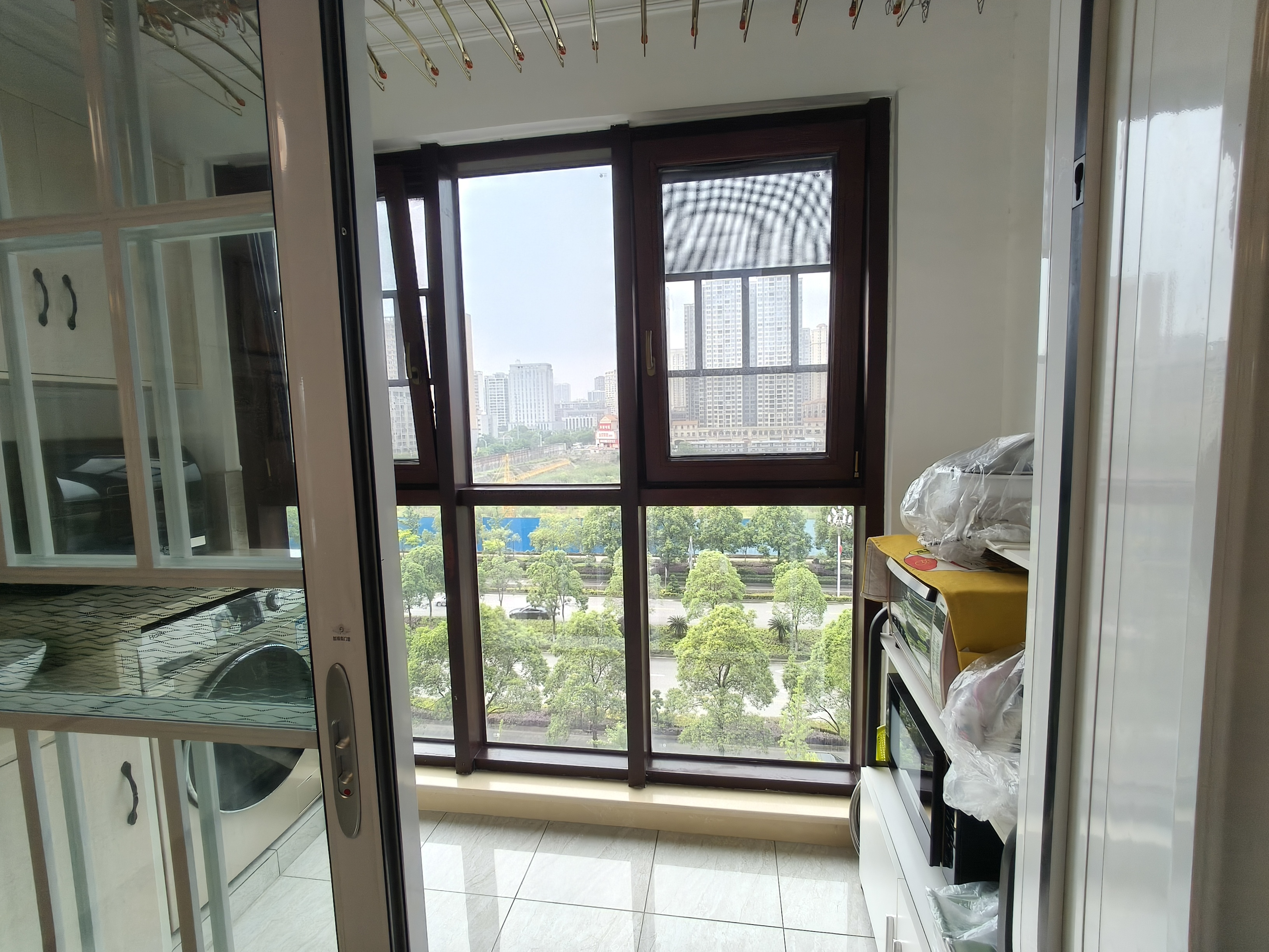 怡河园 4室2厅2卫 132.8万 怡河园 4室2厅2卫 132.8万阳台