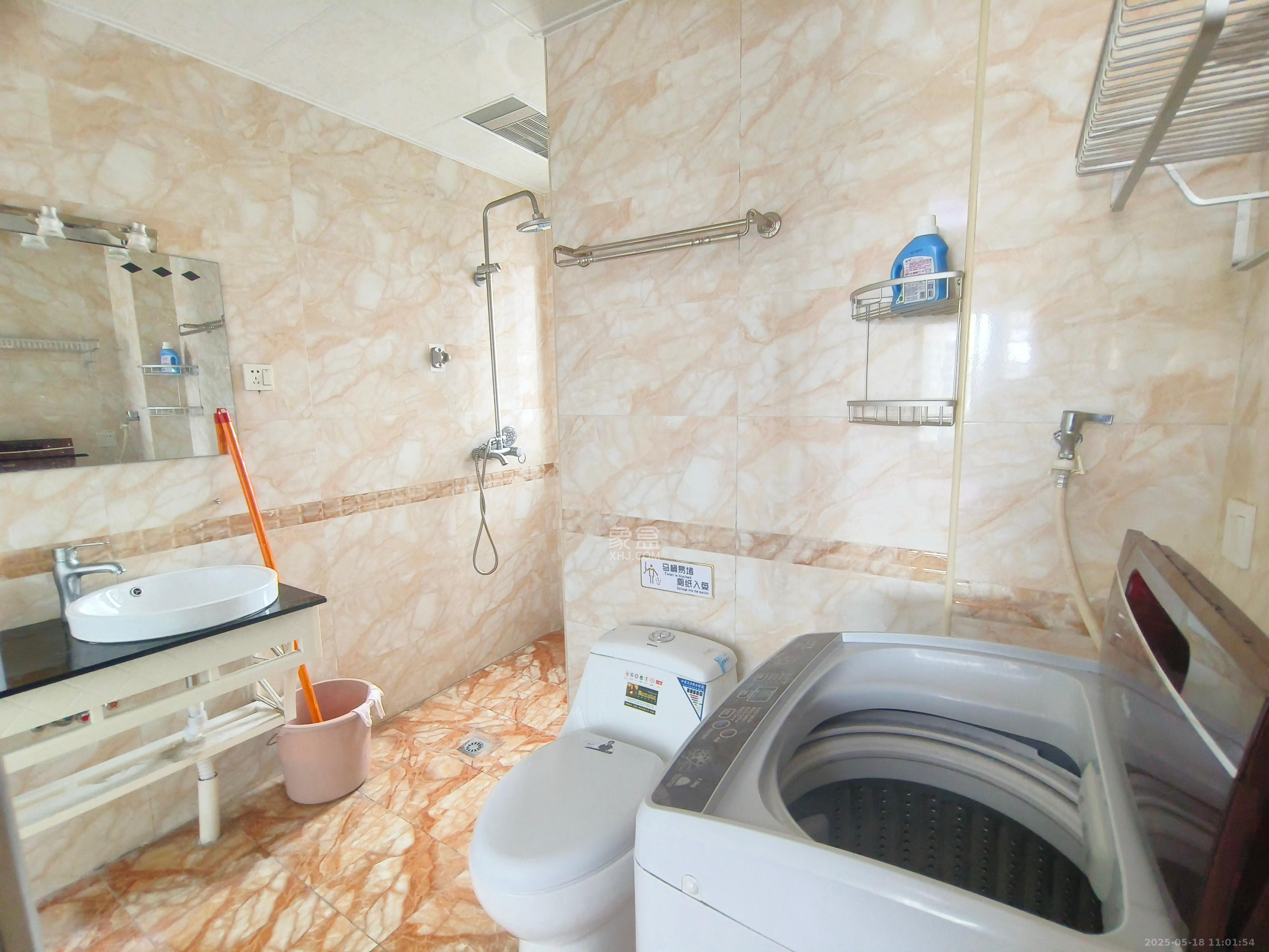 万象凯旋湾 3室2厅2卫 3000.0元/月 万象凯旋湾 3室2厅2卫 3000.0元/月室内图