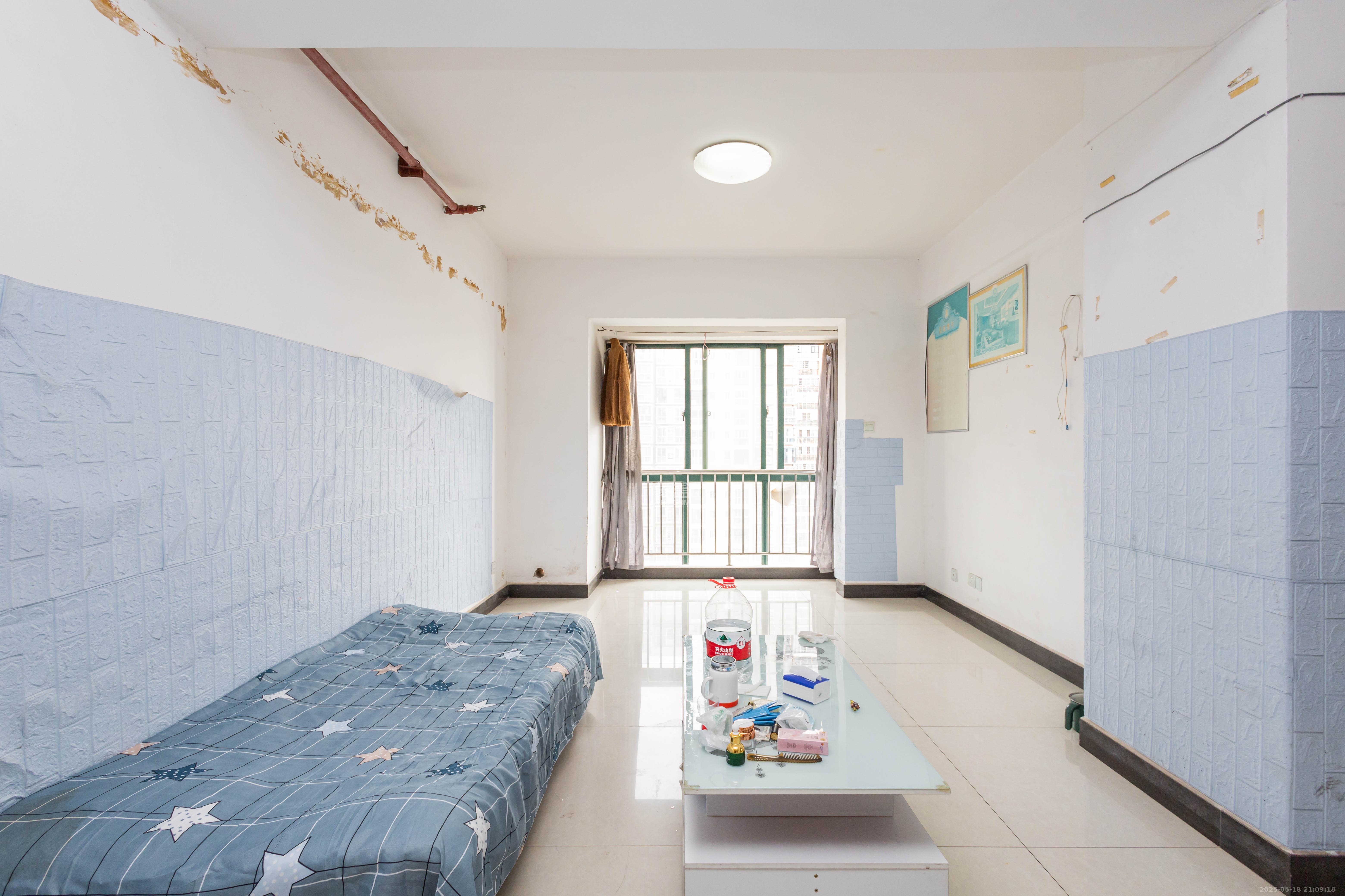 华天LOHO小镇 2室2厅1卫 48.0万 华天LOHO小镇 2室2厅1卫 48.0万卧室