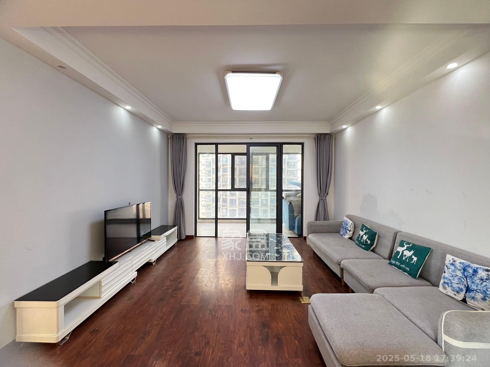 西湖鸿运佳苑  3室2厅2卫    2300.0元/月 西湖鸿运佳苑  3室2厅2卫    2300.0元/月室内图