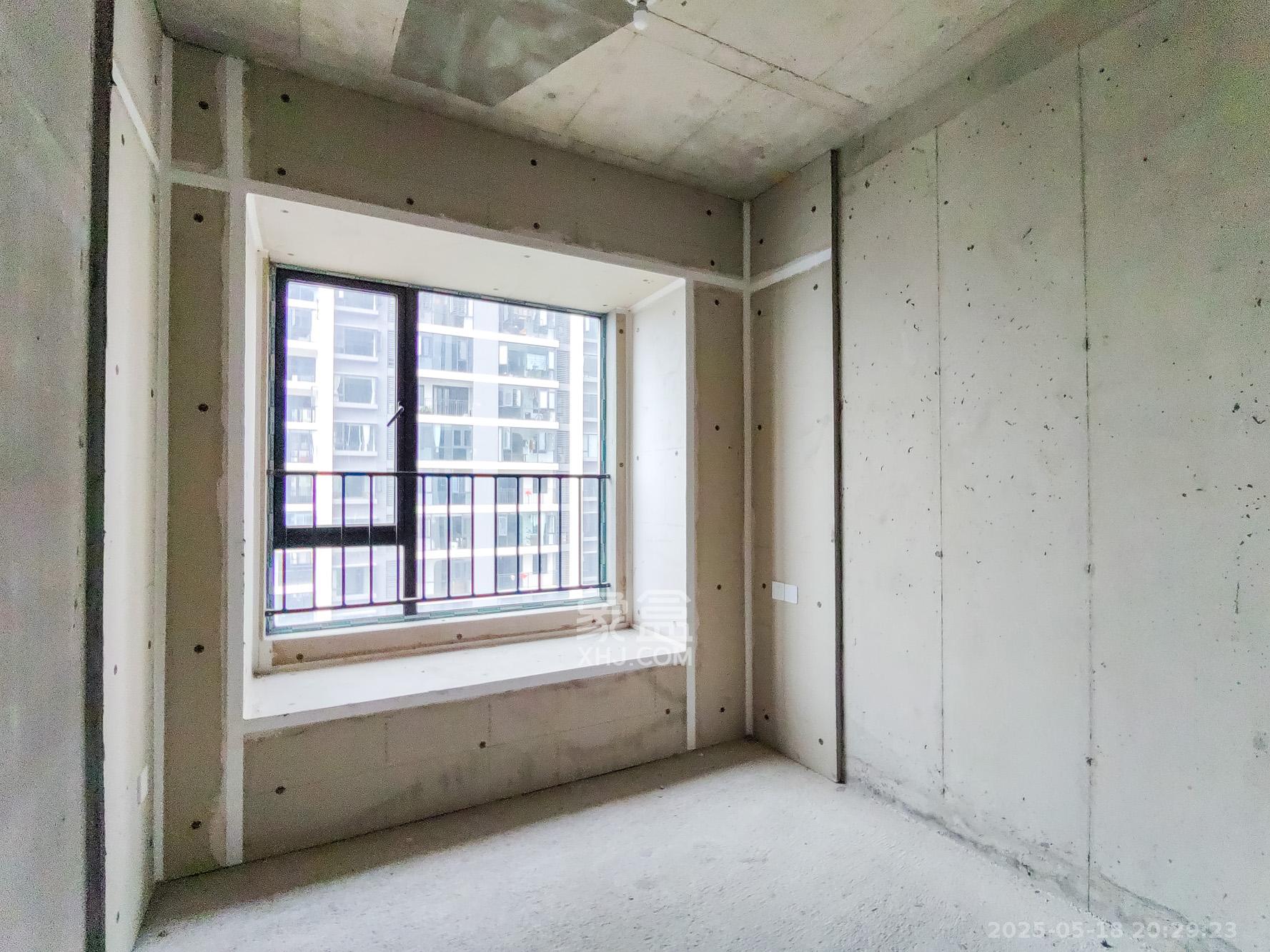 和顺府 4室2厅2卫 117.8万 和顺府 4室2厅2卫 117.8万卧室