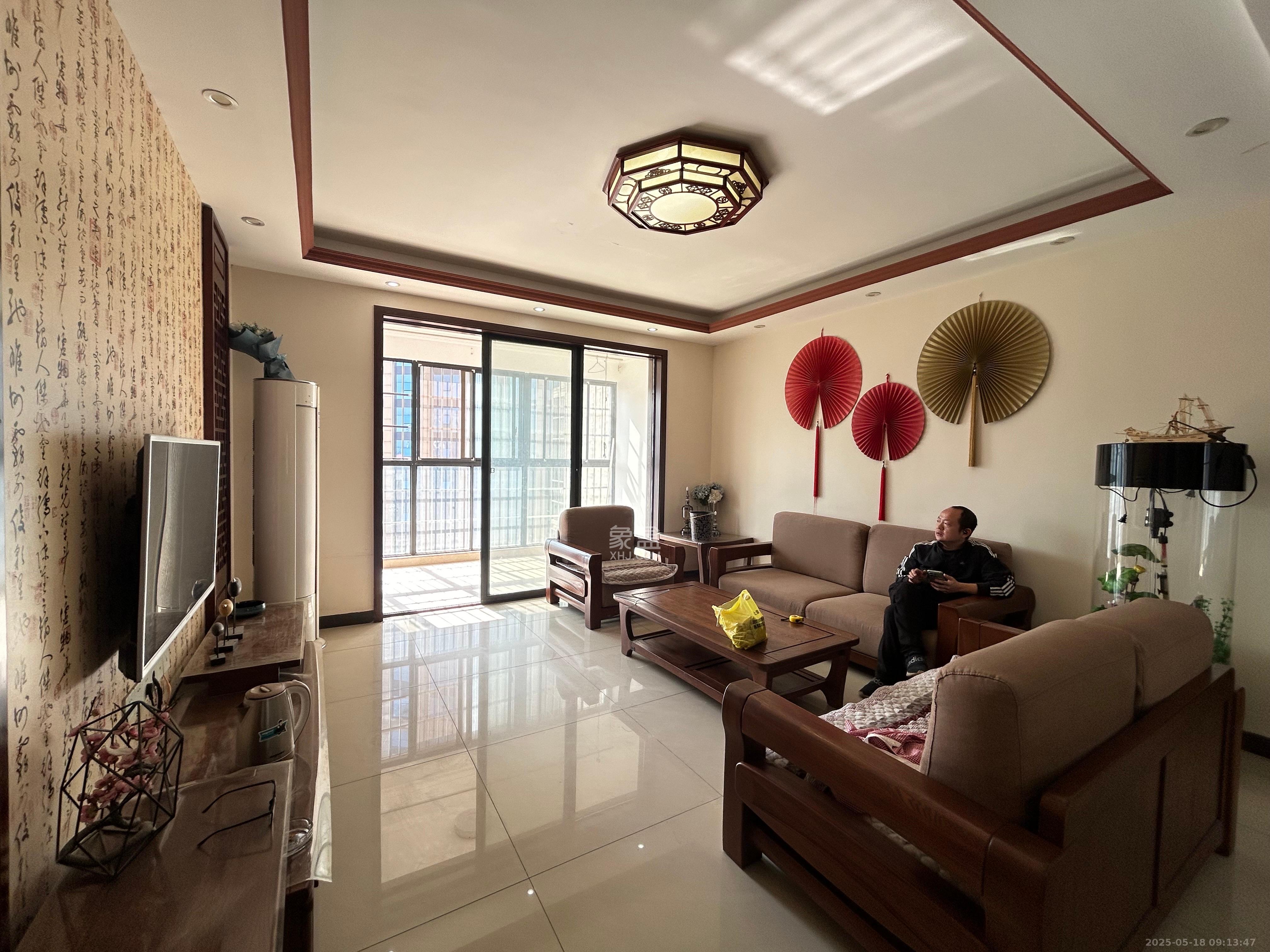 御溪国际  1室2厅2卫    4500.0元/月 御溪国际  1室2厅2卫    4500.0元/月