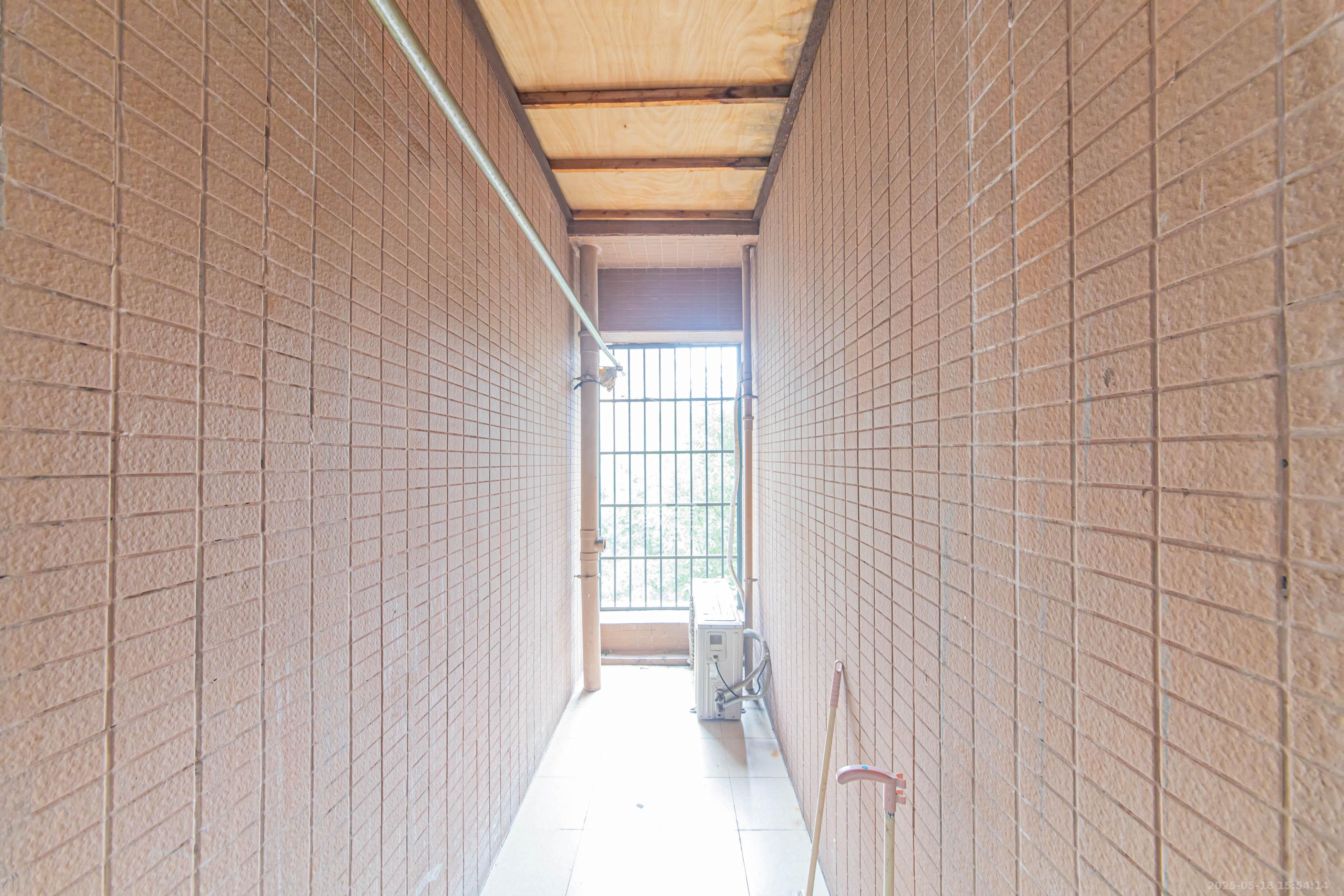 中建芙蓉工社  2室1厅1卫   46.80万厨房