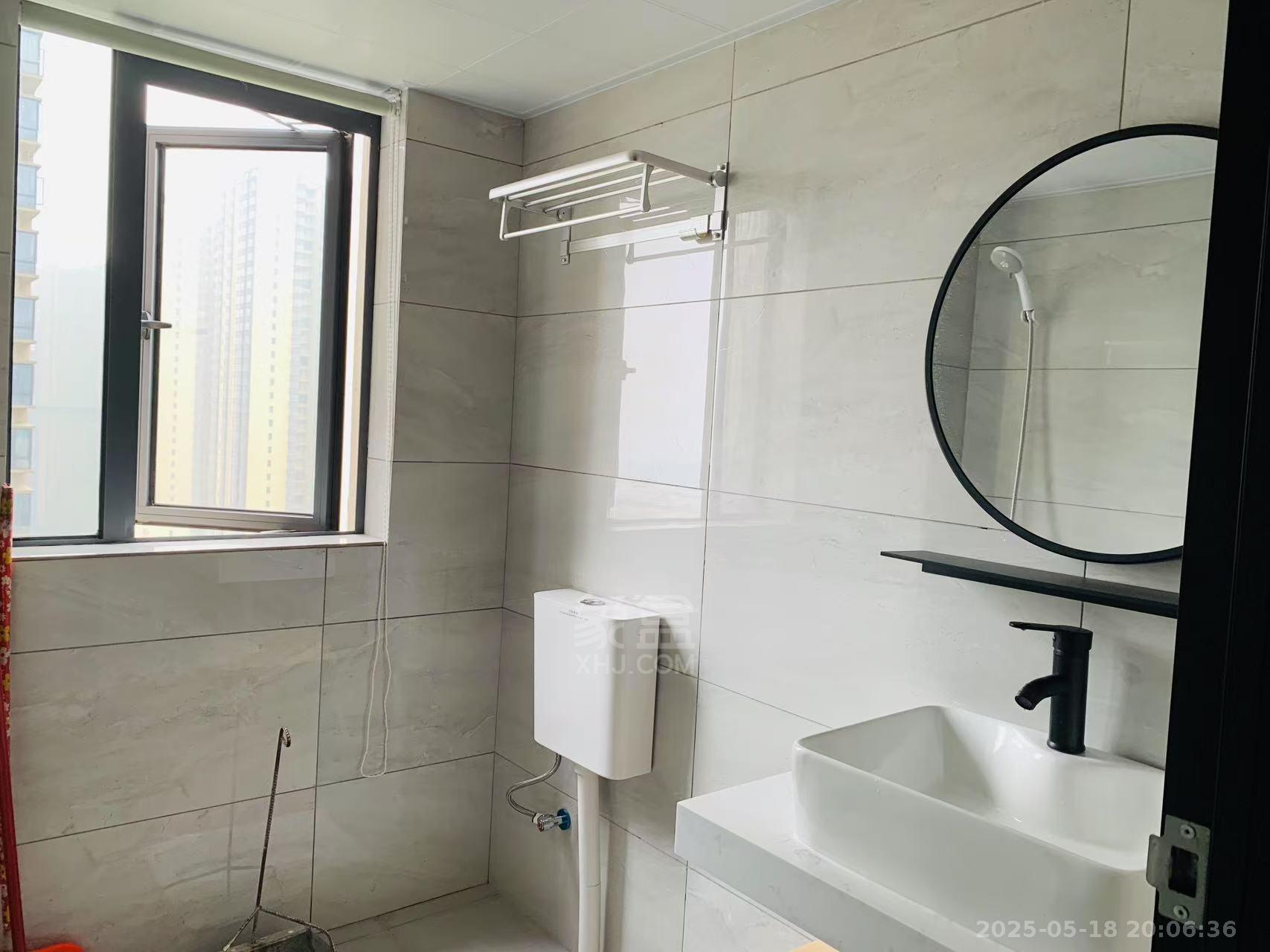 山水洲城华晨第一城 2室2厅1卫 1800.0元/月 山水洲城华晨第一城 2室2厅1卫 1800.0元/月室内图