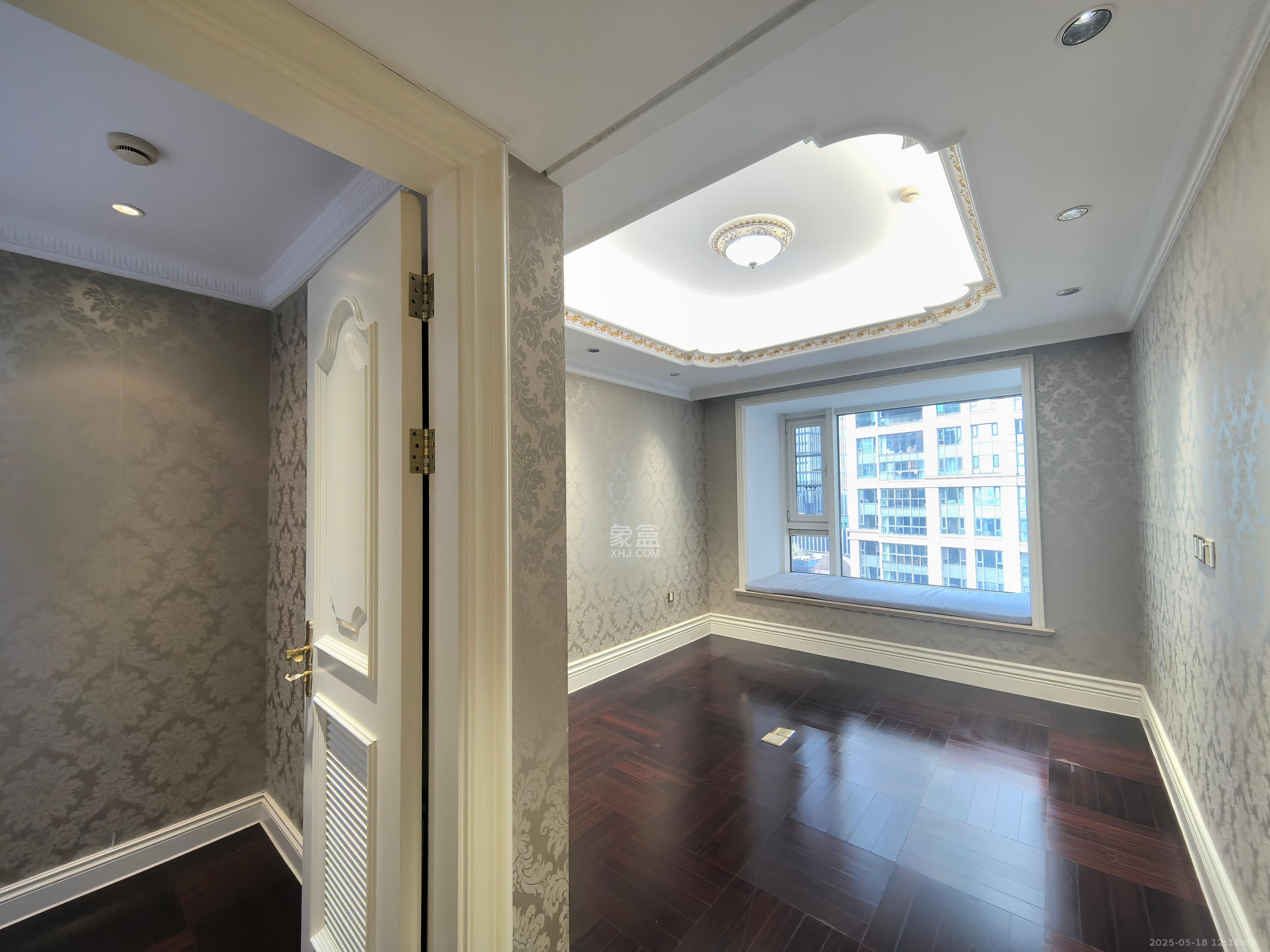 万达公馆  3室2厅4卫    8000.0元/月室内图