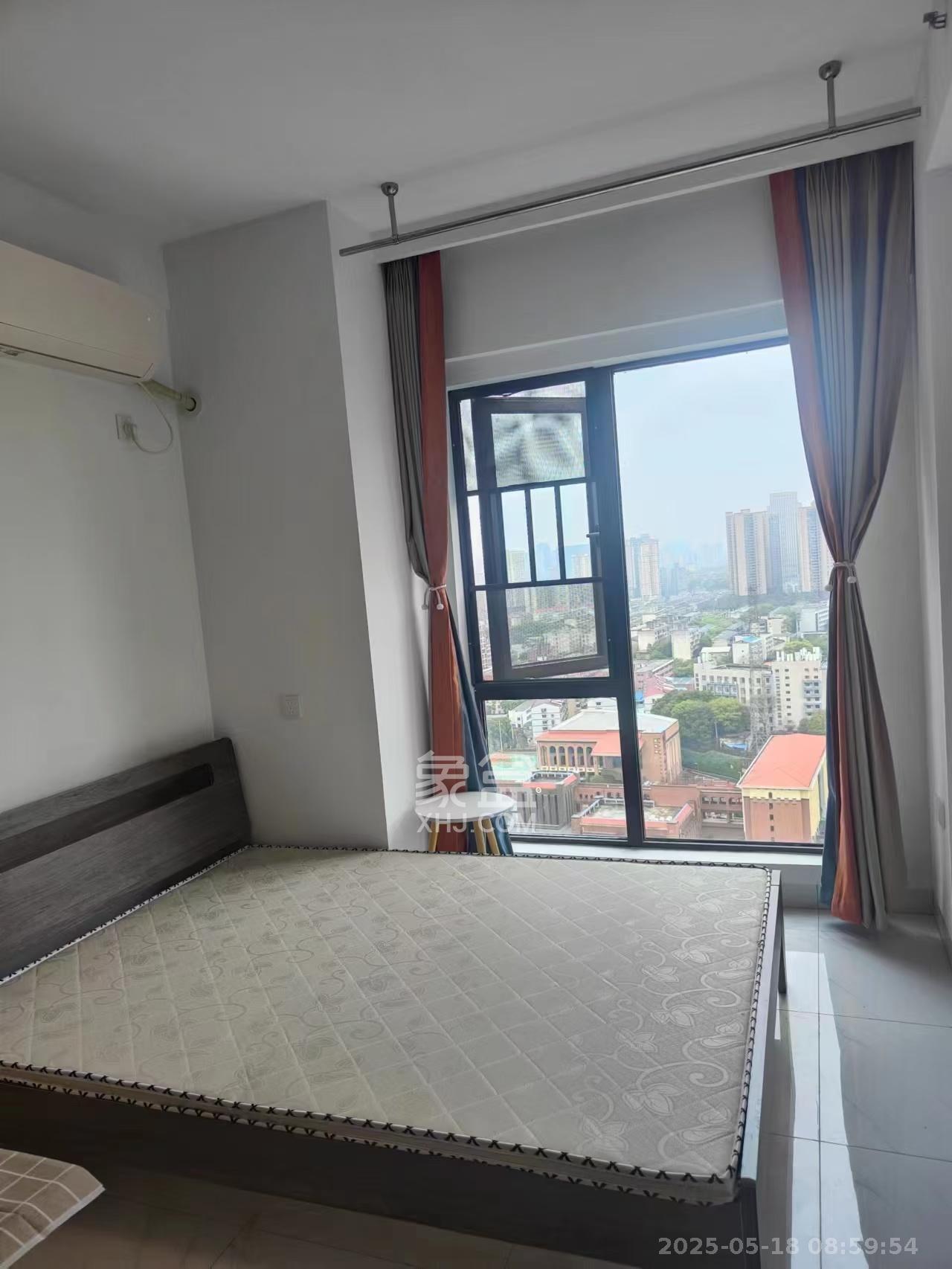 卓越江岸 1室1厅1卫 1500.0元/月 卓越江岸 1室1厅1卫 1500.0元/月室内图