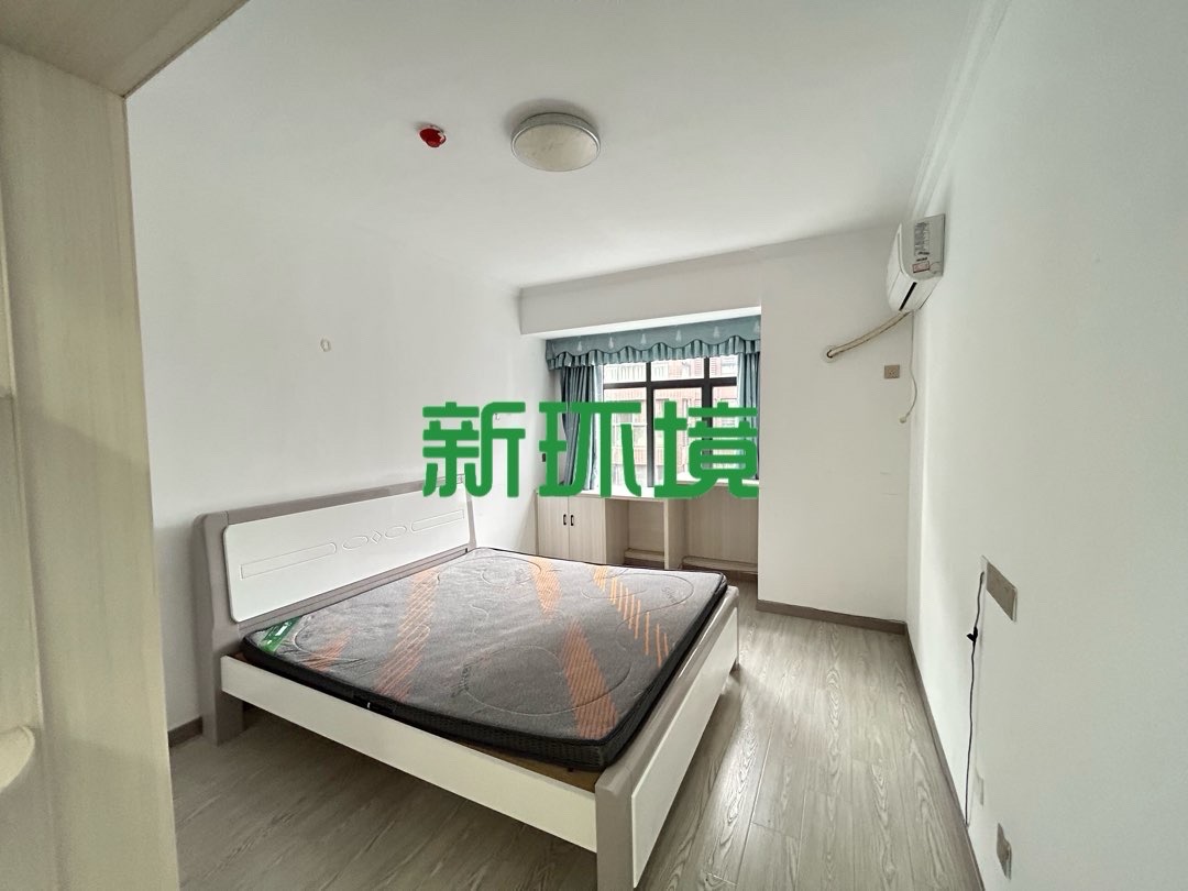 南门口安置小区  4室2厅2卫   2000.00元/月室内图