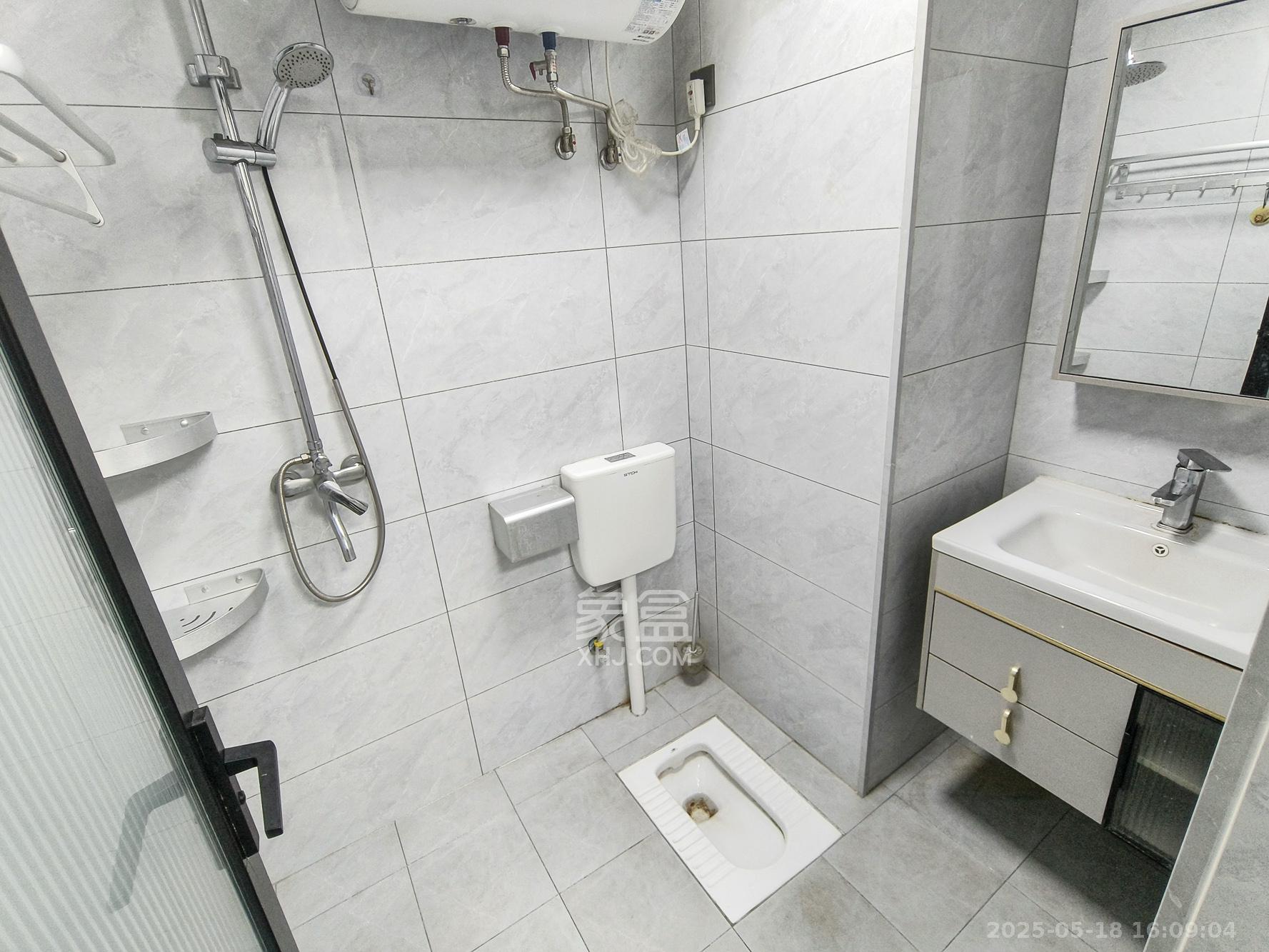 碧桂园翘楚棠  1室1厅1卫    16.0万 碧桂园翘楚棠  1室1厅1卫    16.0万卫生间