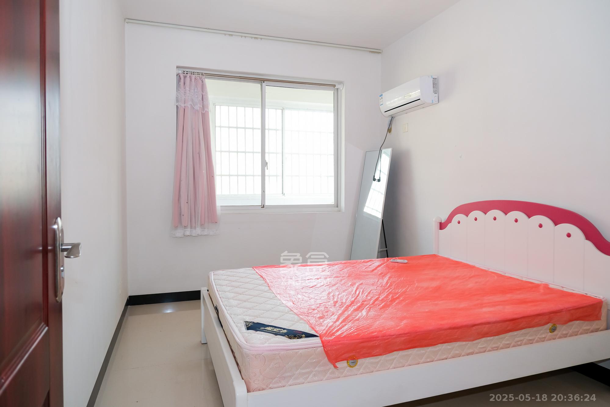 红树湾 2室2厅1卫 42.8万 红树湾 2室2厅1卫 42.8万卧室