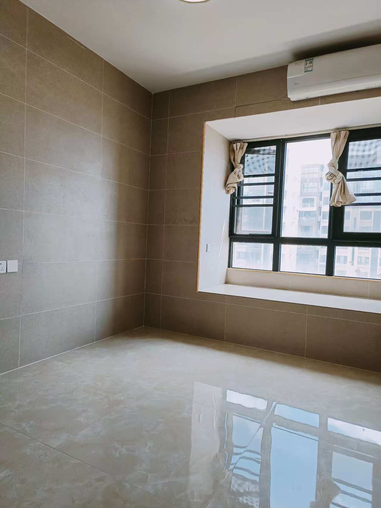 万达广场骏豪仕家(万达公馆) 3室2厅2卫 162.0万 万达广场骏豪仕家(万达公馆) 3室2厅2卫 162.0万室内图