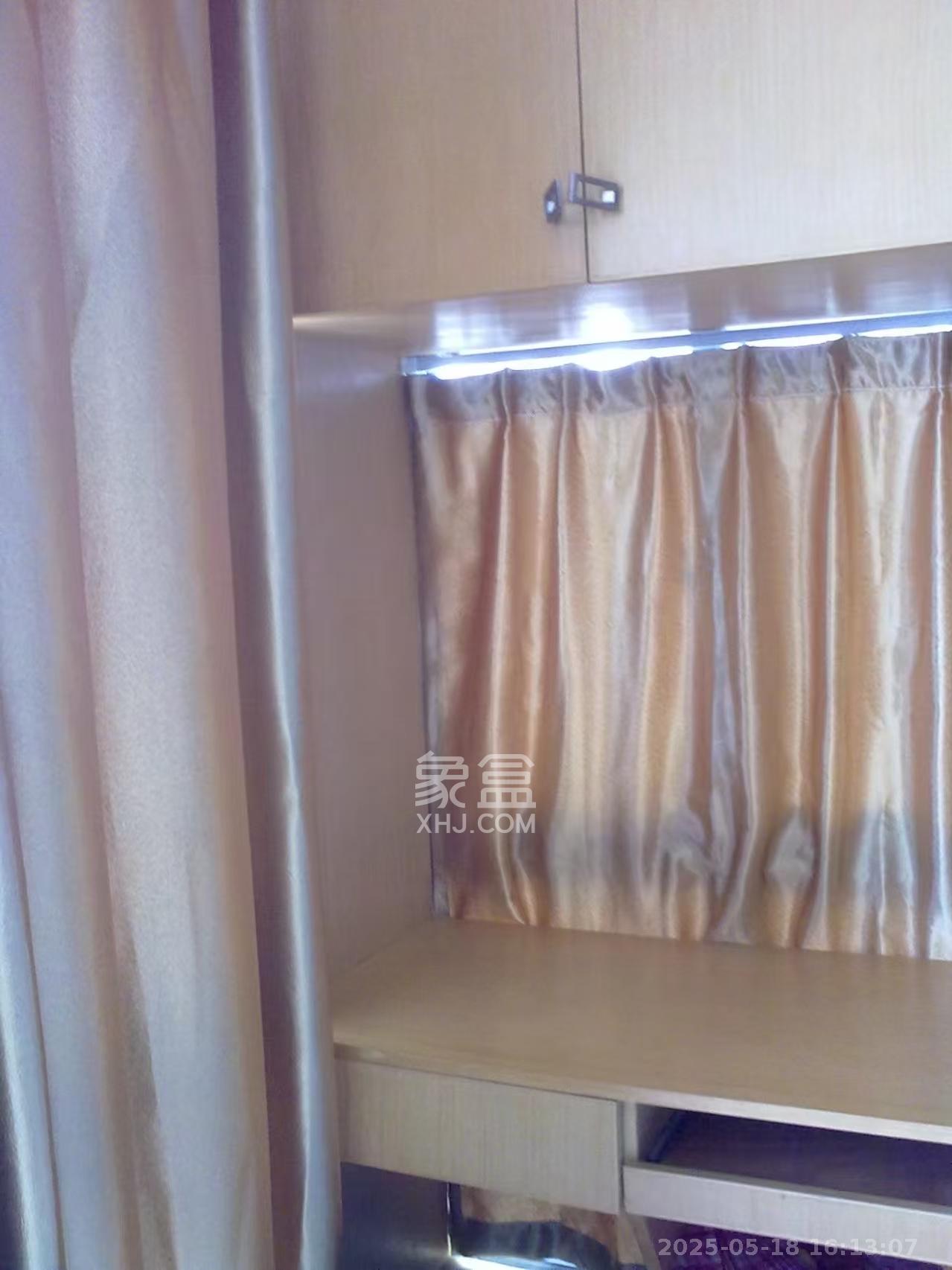 融橙上品  1室1厅1卫   1300.00元/月