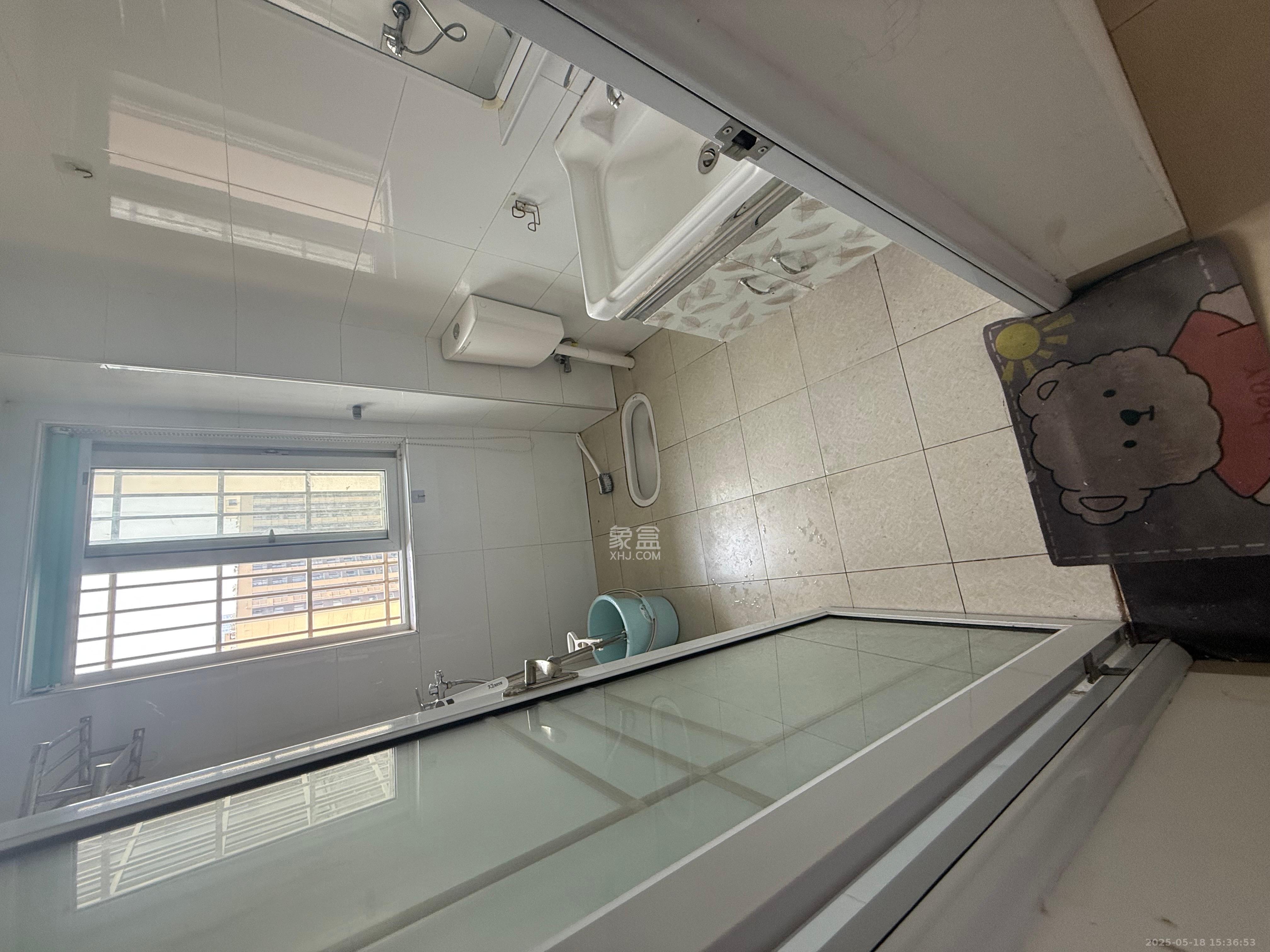 嘉顺苑 3室2厅1卫 2500.0元/月 嘉顺苑 3室2厅1卫 2500.0元/月室内图