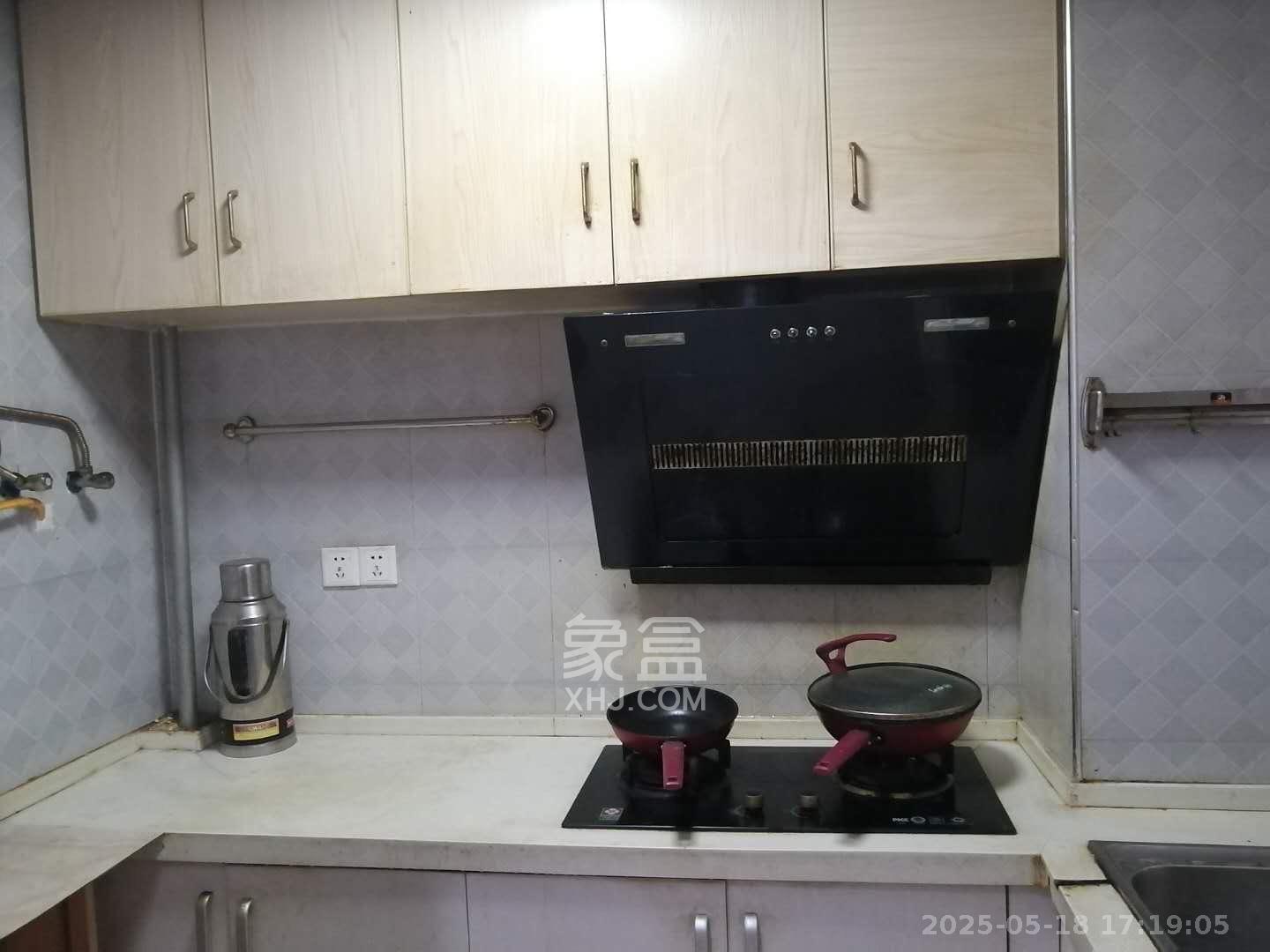 光明城市（星辰青年城）  2室2厅1卫   1800.00元/月室内图