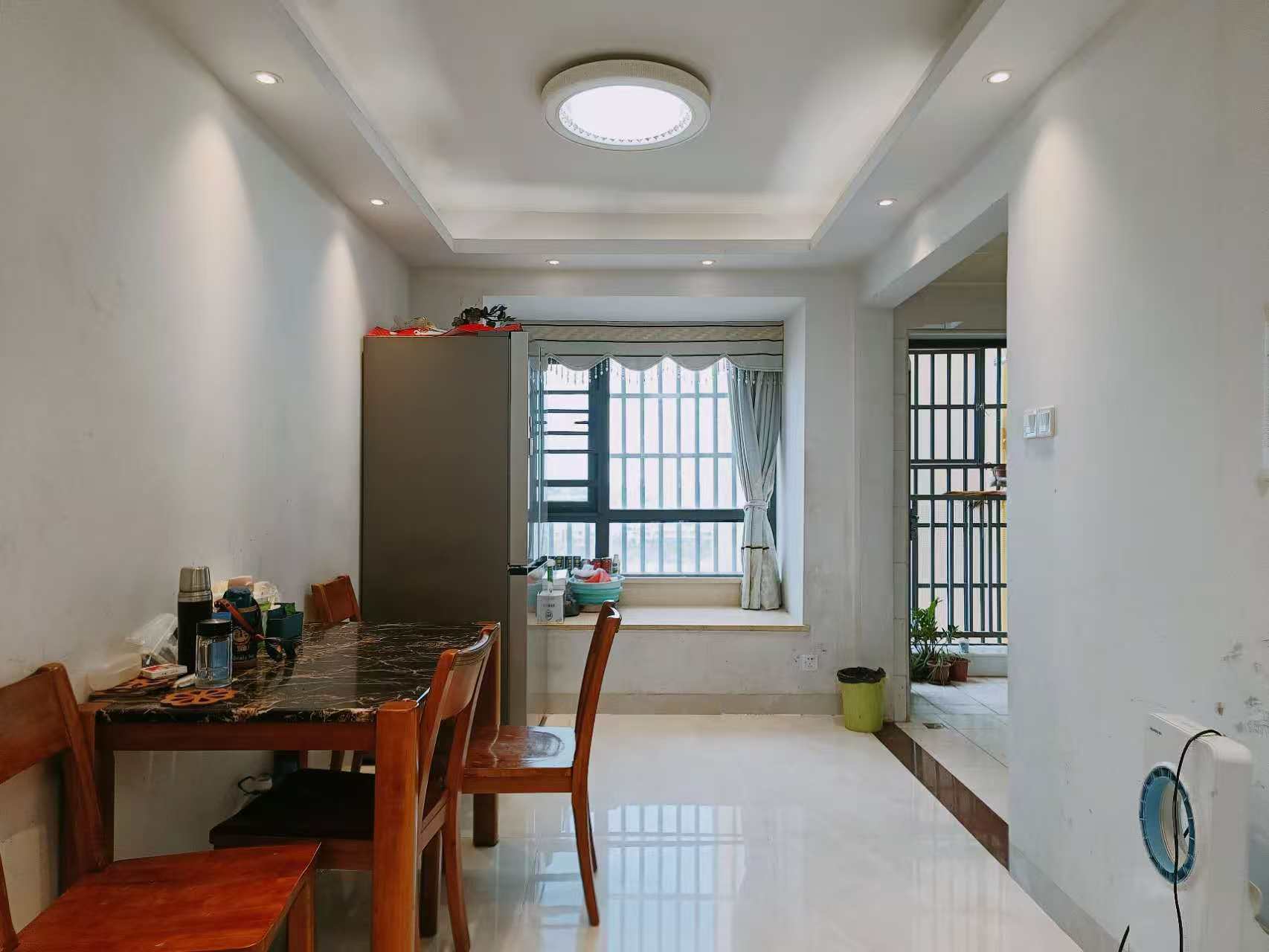 万达广场骏豪仕家(万达公馆) 3室2厅2卫 185.0万 万达广场骏豪仕家(万达公馆) 3室2厅2卫 185.0万室内图