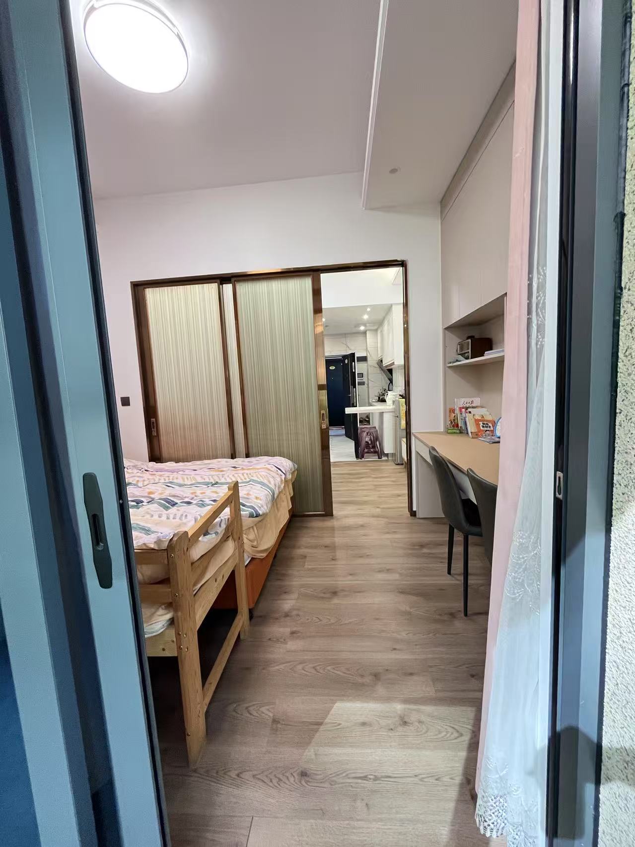 中天鹭鸶湾三期  1室0厅0卫   1300.00元/月室内图