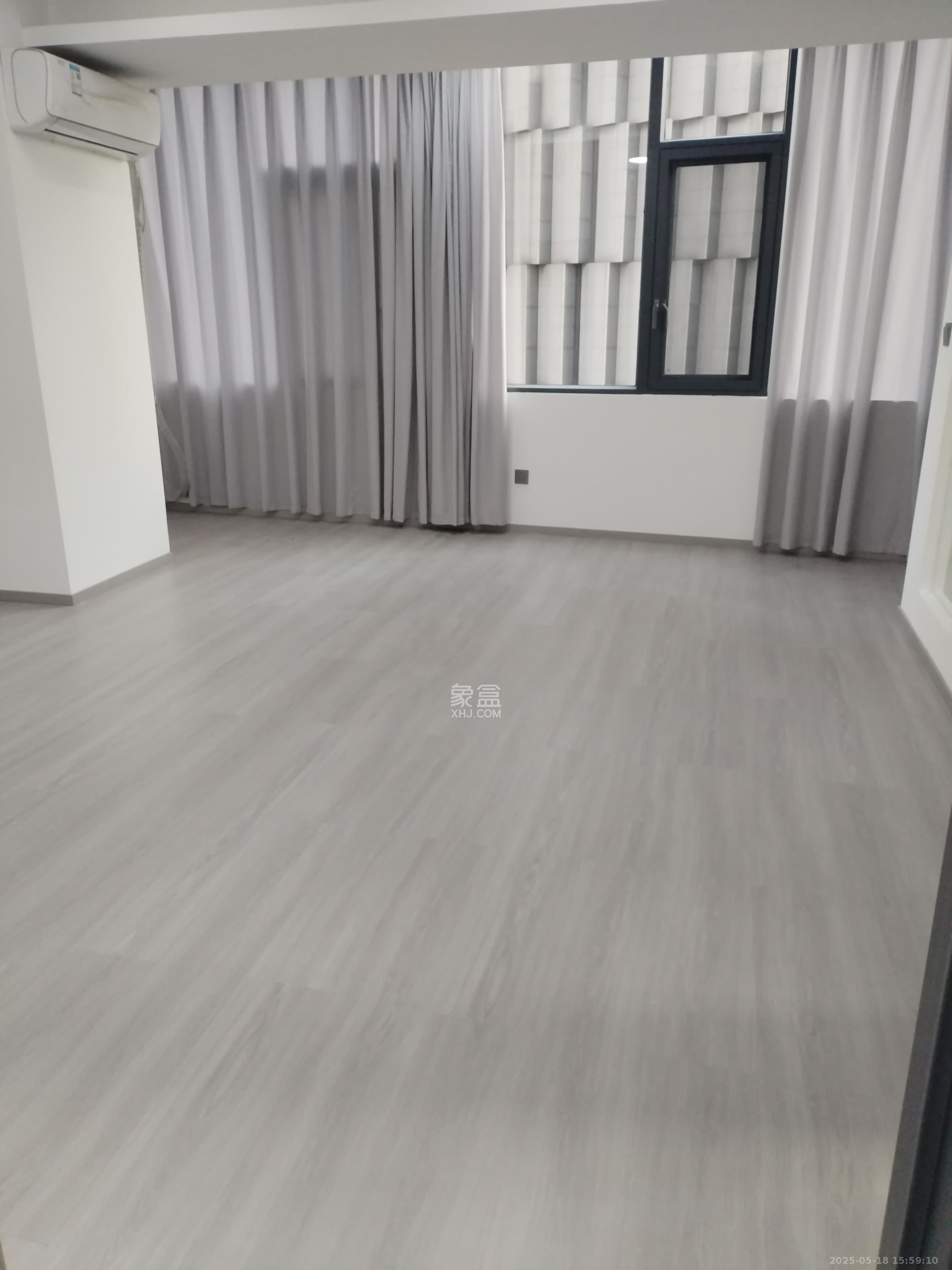 福临阁 4室2厅1卫 5000.0元/月 福临阁 4室2厅1卫 5000.0元/月室内图