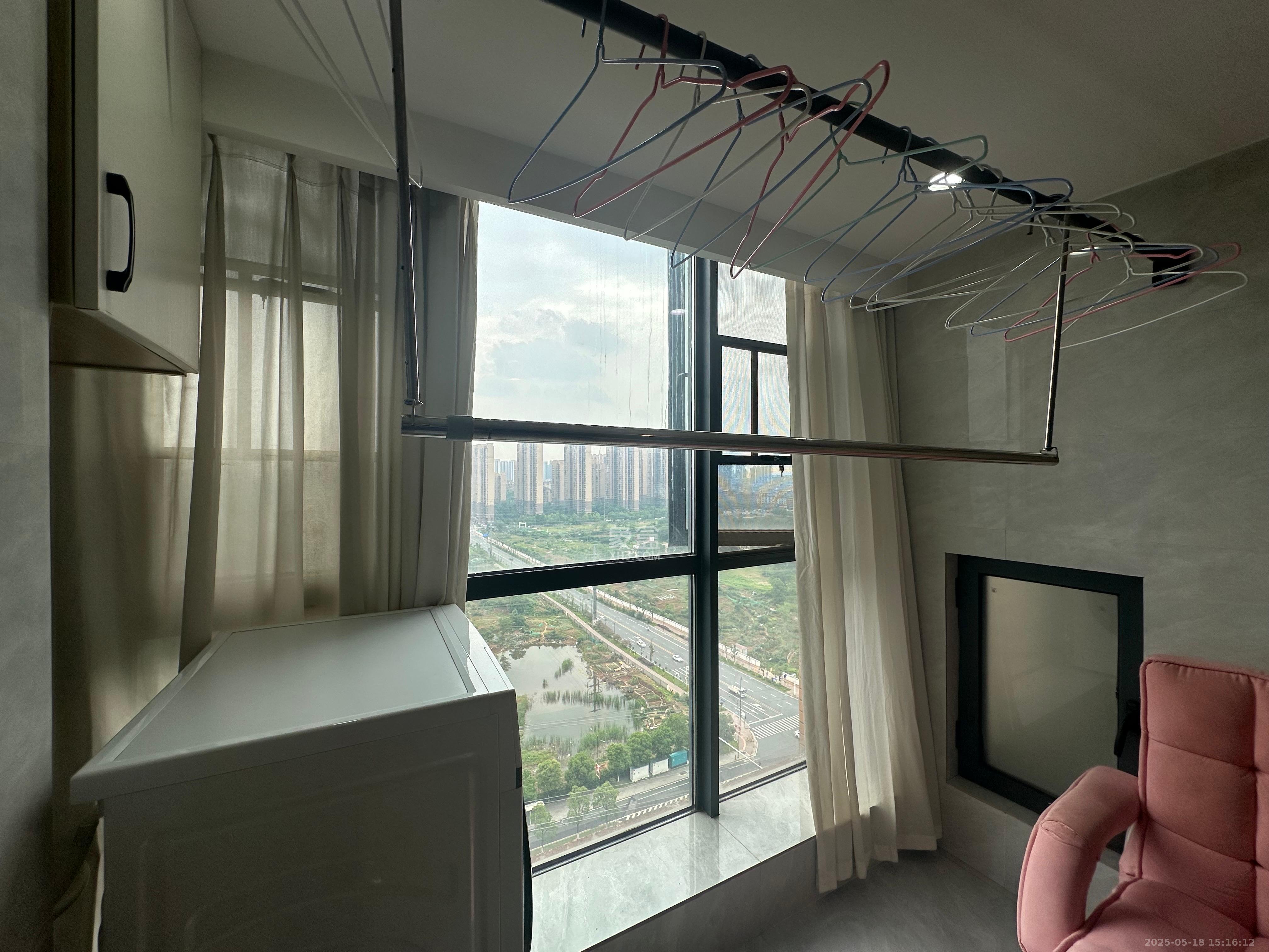 海伦春天 2室1厅1卫 1600.0元/月 海伦春天 2室1厅1卫 1600.0元/月室内图