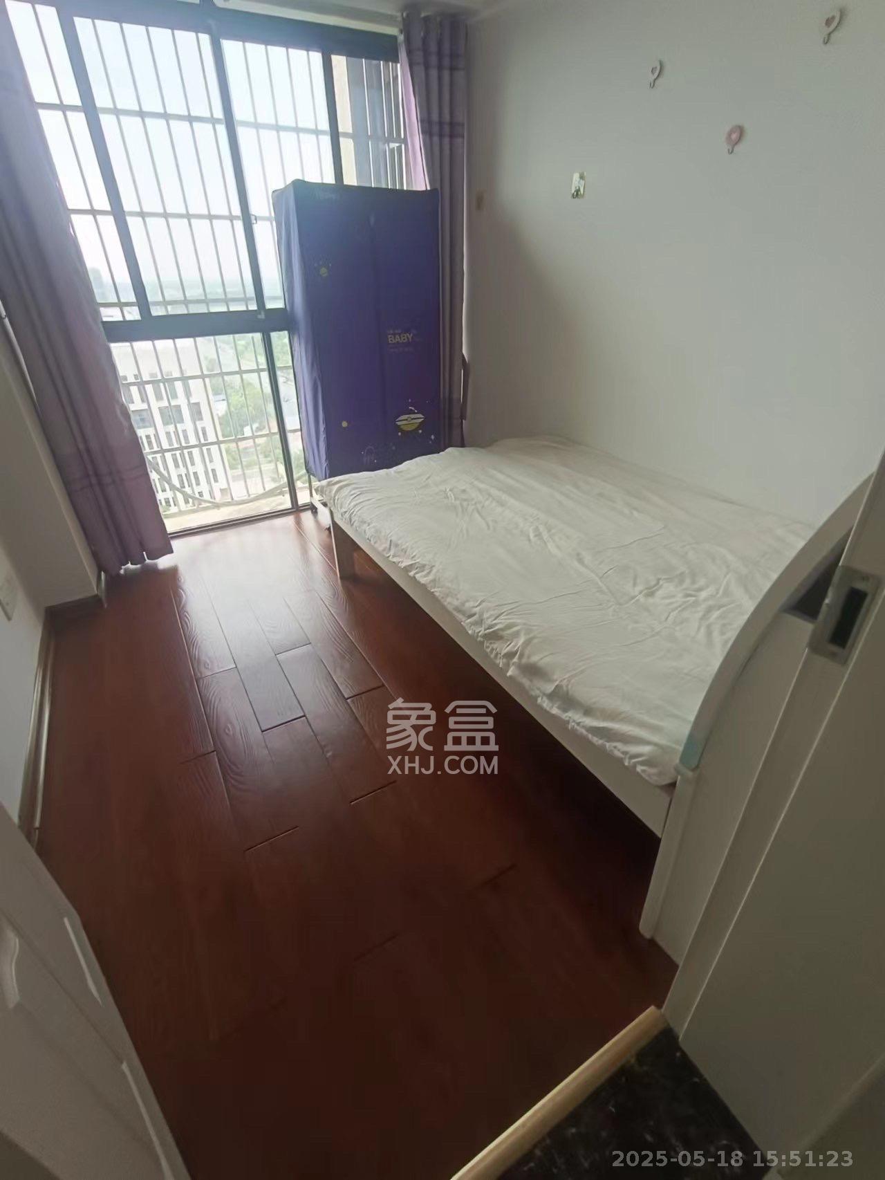 光明城市(星辰青年城) 3室2厅1卫 2500.0元/月 光明城市(星辰青年城) 3室2厅1卫 2500.0元/月室内图