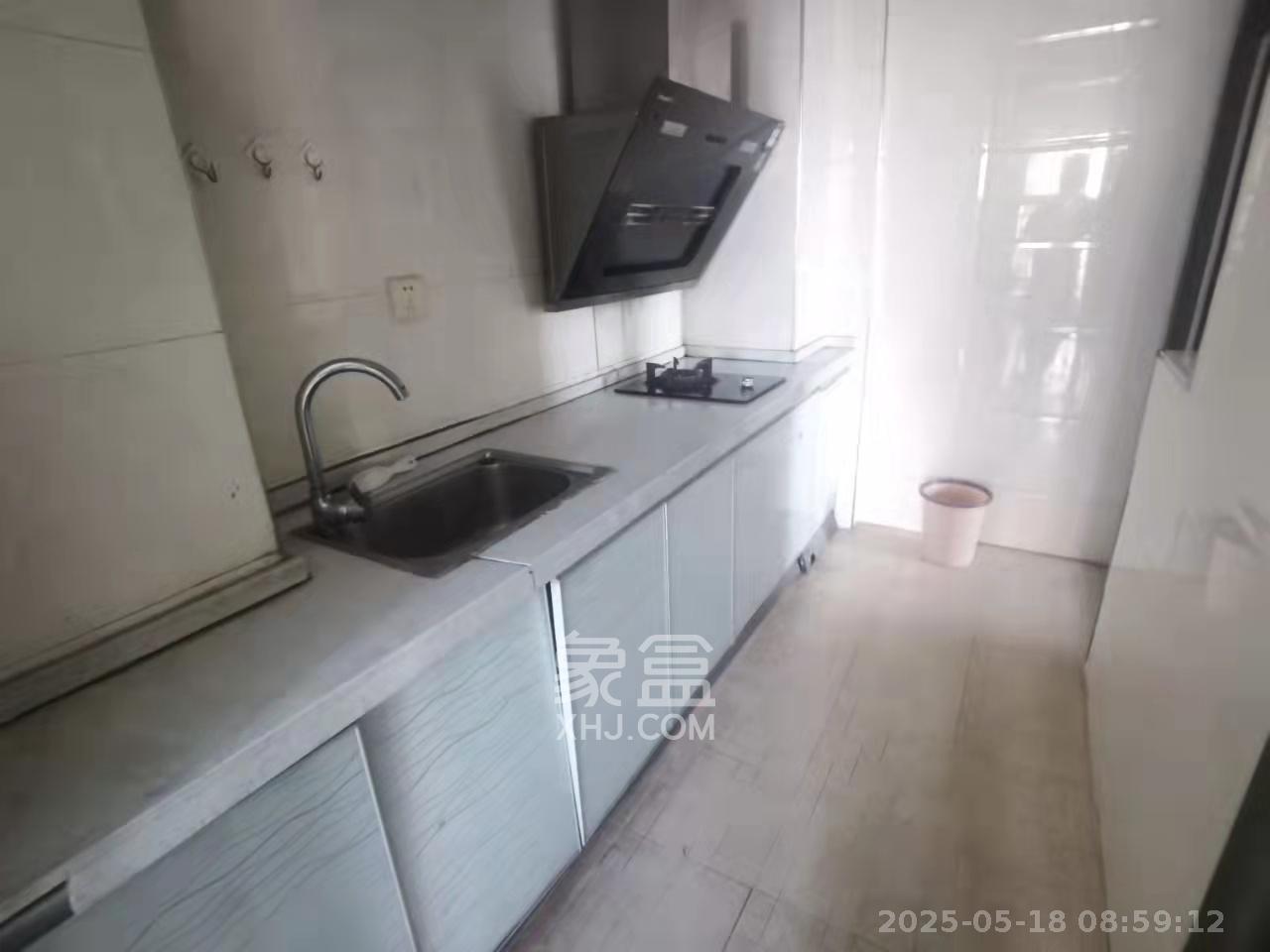 中建芙蓉工社  1室1厅1卫    1600.0元/月室内图
