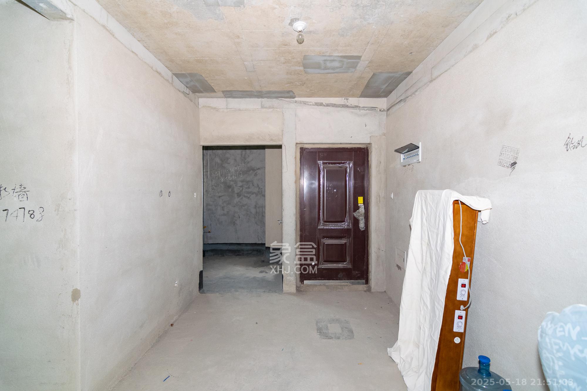 大湖苑 3室2厅2卫 53.8万 大湖苑 3室2厅2卫 53.8万客厅