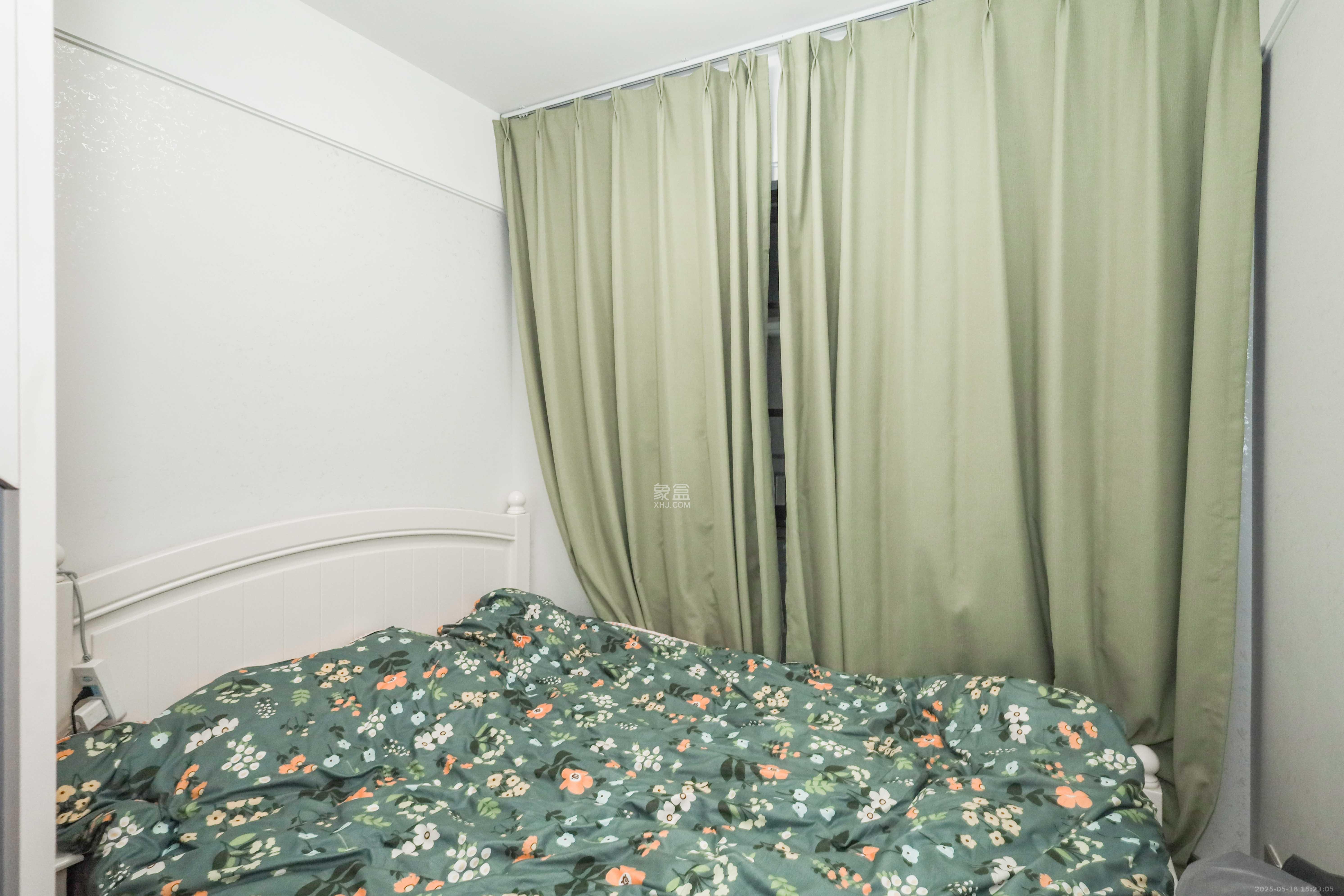 阳光城翡丽云邸  3室2厅2卫    115.0万 阳光城翡丽云邸  3室2厅2卫    115.0万卧室