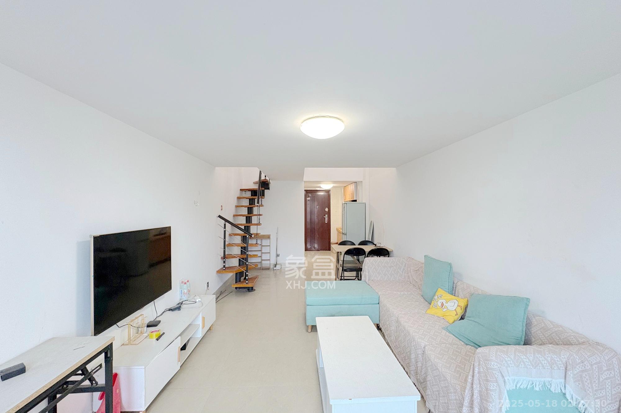 融圣国际  2室1厅1卫    60.0万客厅