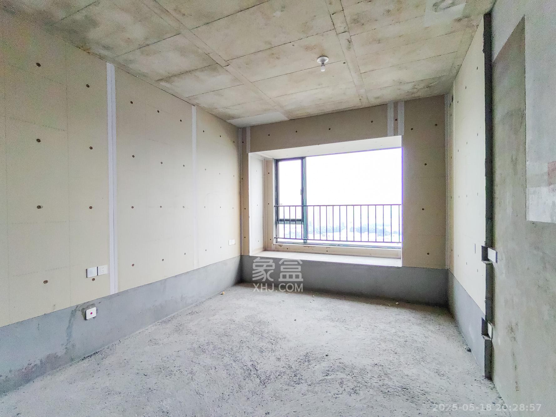 和顺府  3室2厅2卫    88.0万 和顺府  3室2厅2卫    88.0万卧室