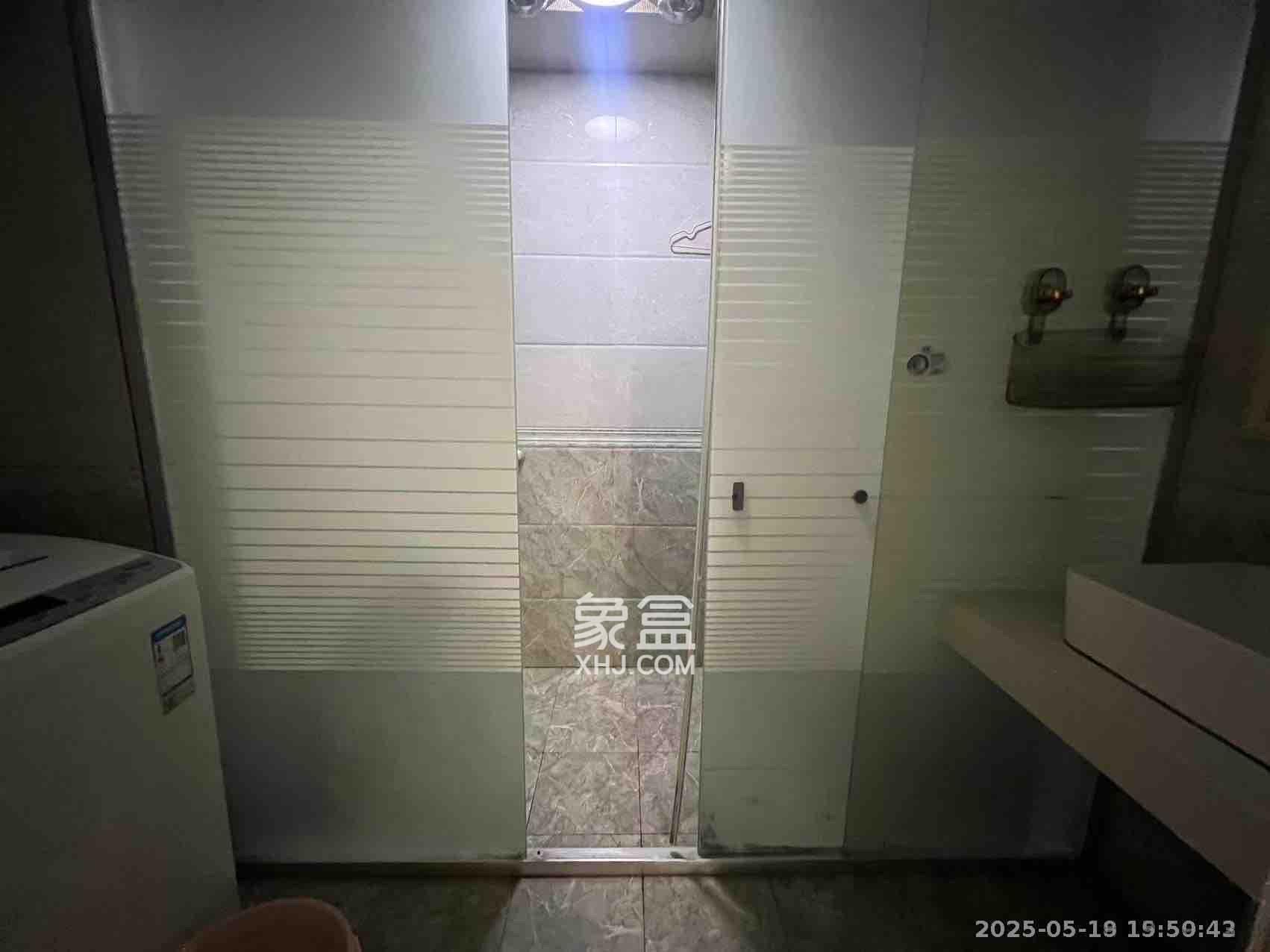 保利麓谷林语I区  1室1厅1卫   1500.00元/月室内图