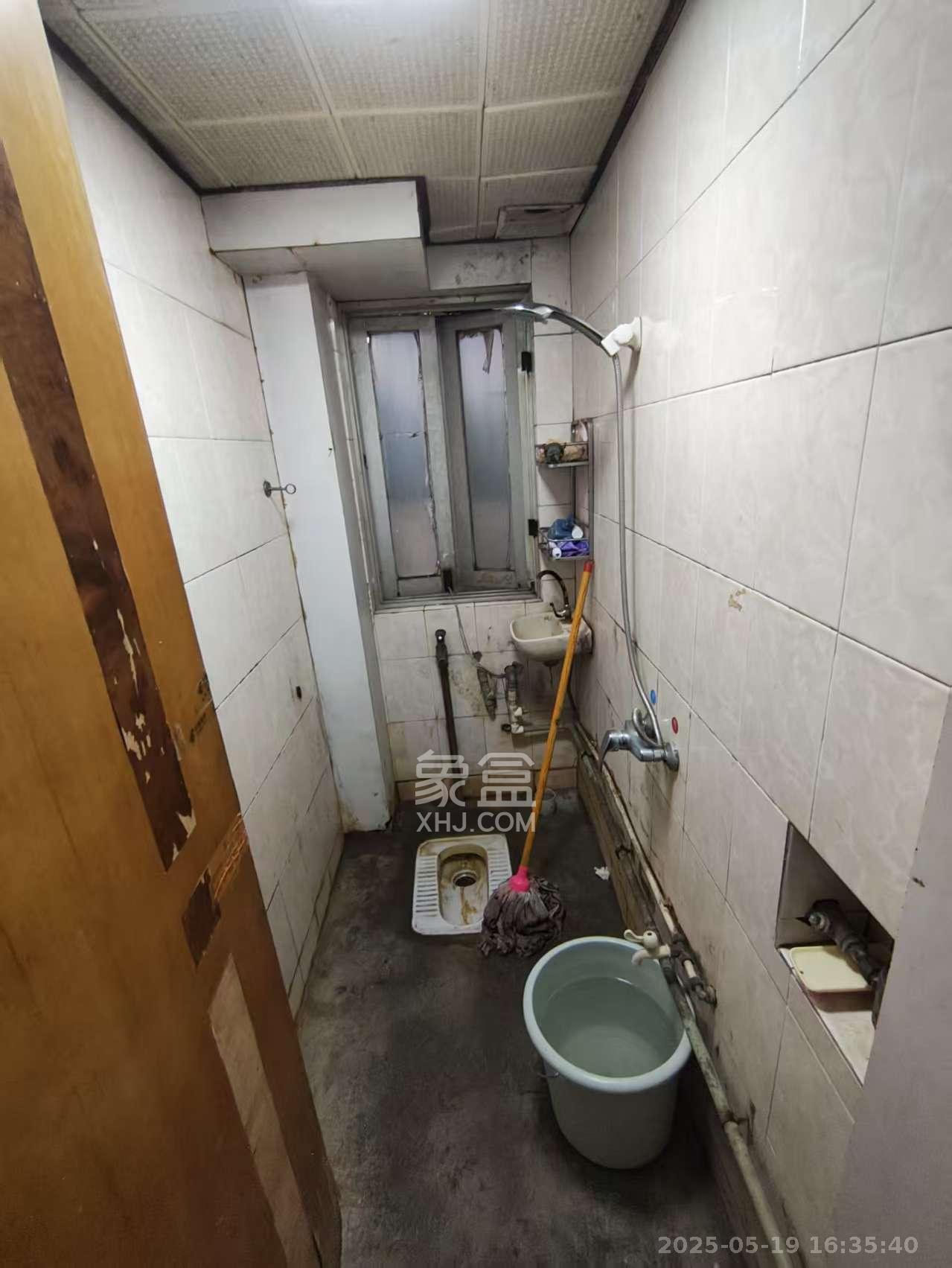 湖南省药品检验所  4室1厅1卫   2500.00元/月室内图