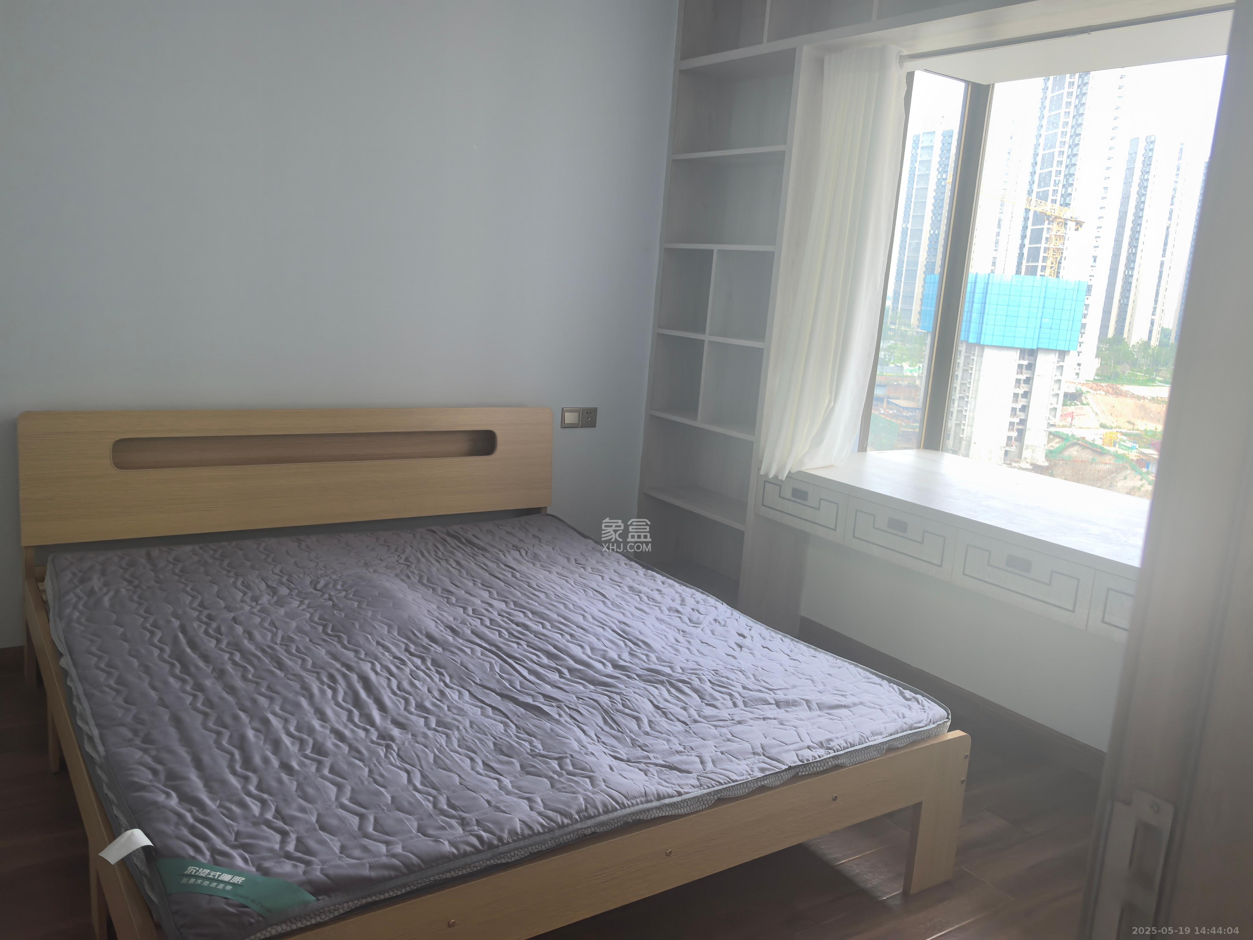 保利城（中航城国际社区、郡原美村）  3室2厅2卫   2380.00元/月室内图