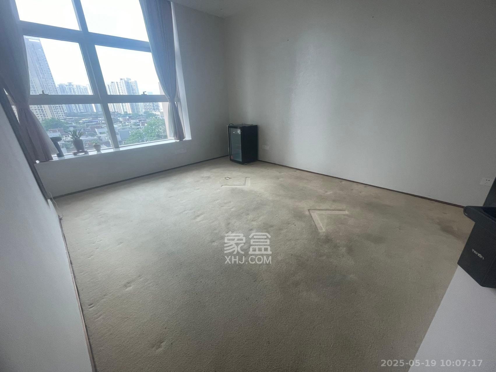 万科城   294.8㎡     15000.00元/月室内图