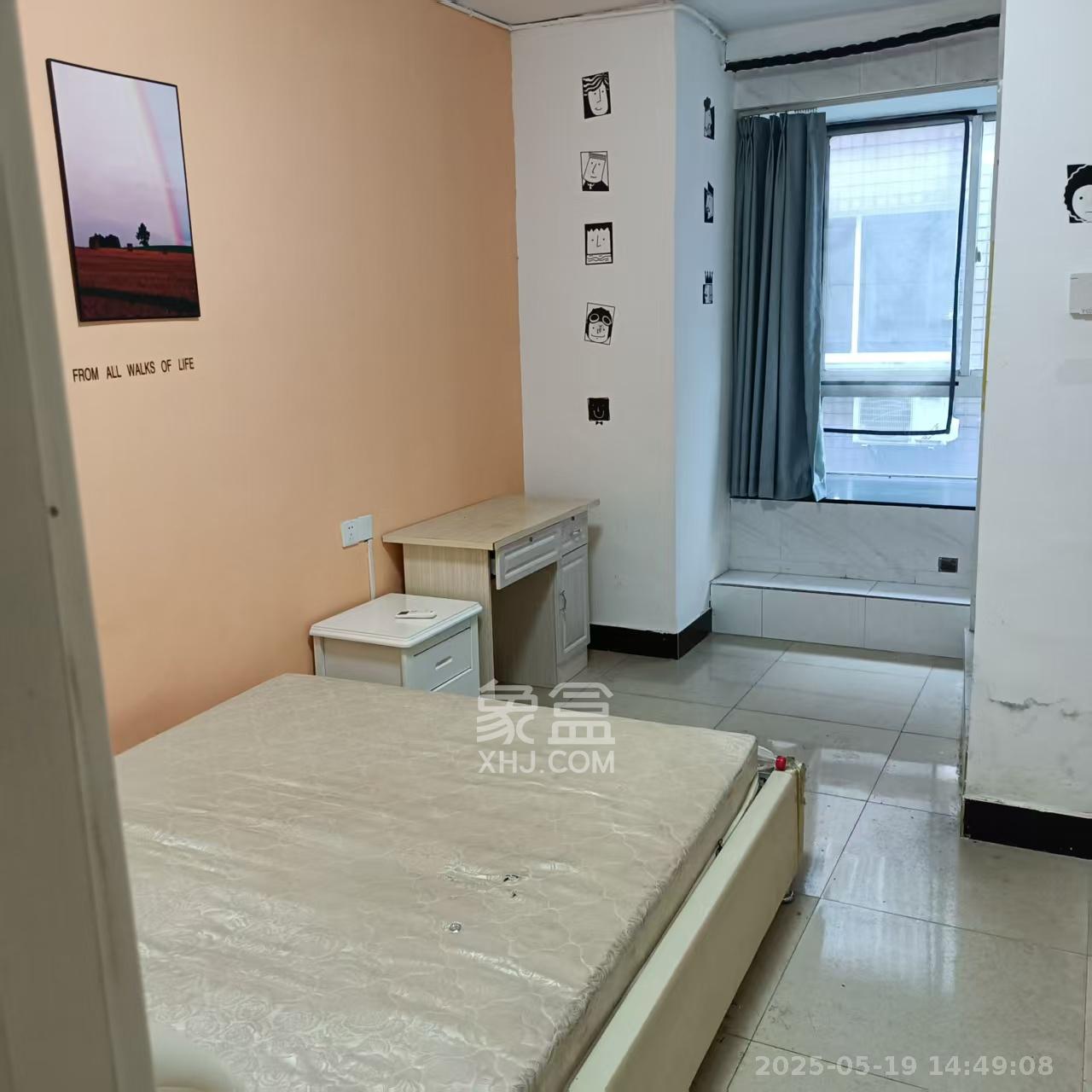 华海3C(天心电子世界)  1室1厅1卫    4000.0元/月 华海3C(天心电子世界)  1室1厅1卫    4000.0元/月室内图