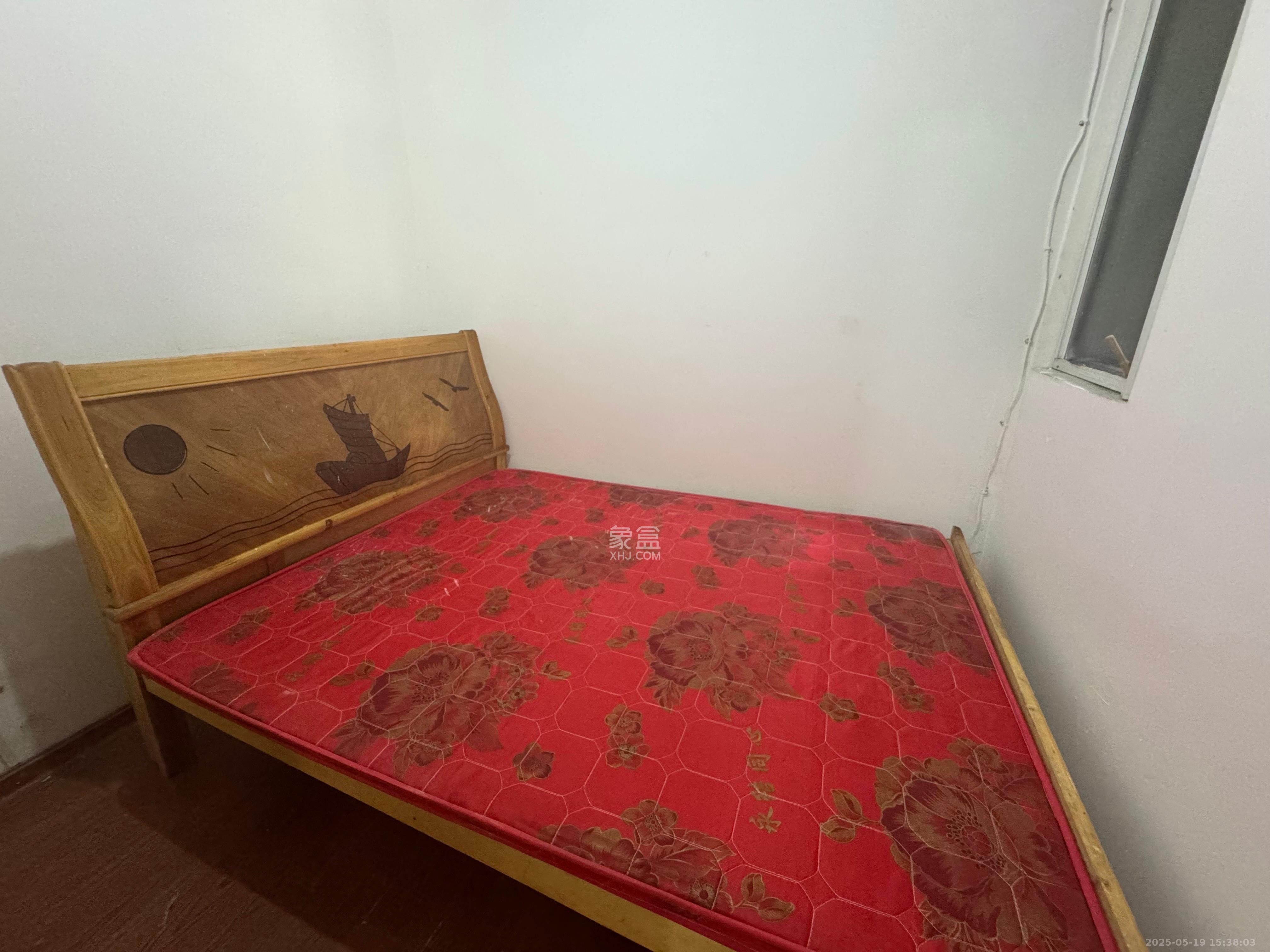 泊林晶城  3室2厅1卫   1600.00元/月室内图