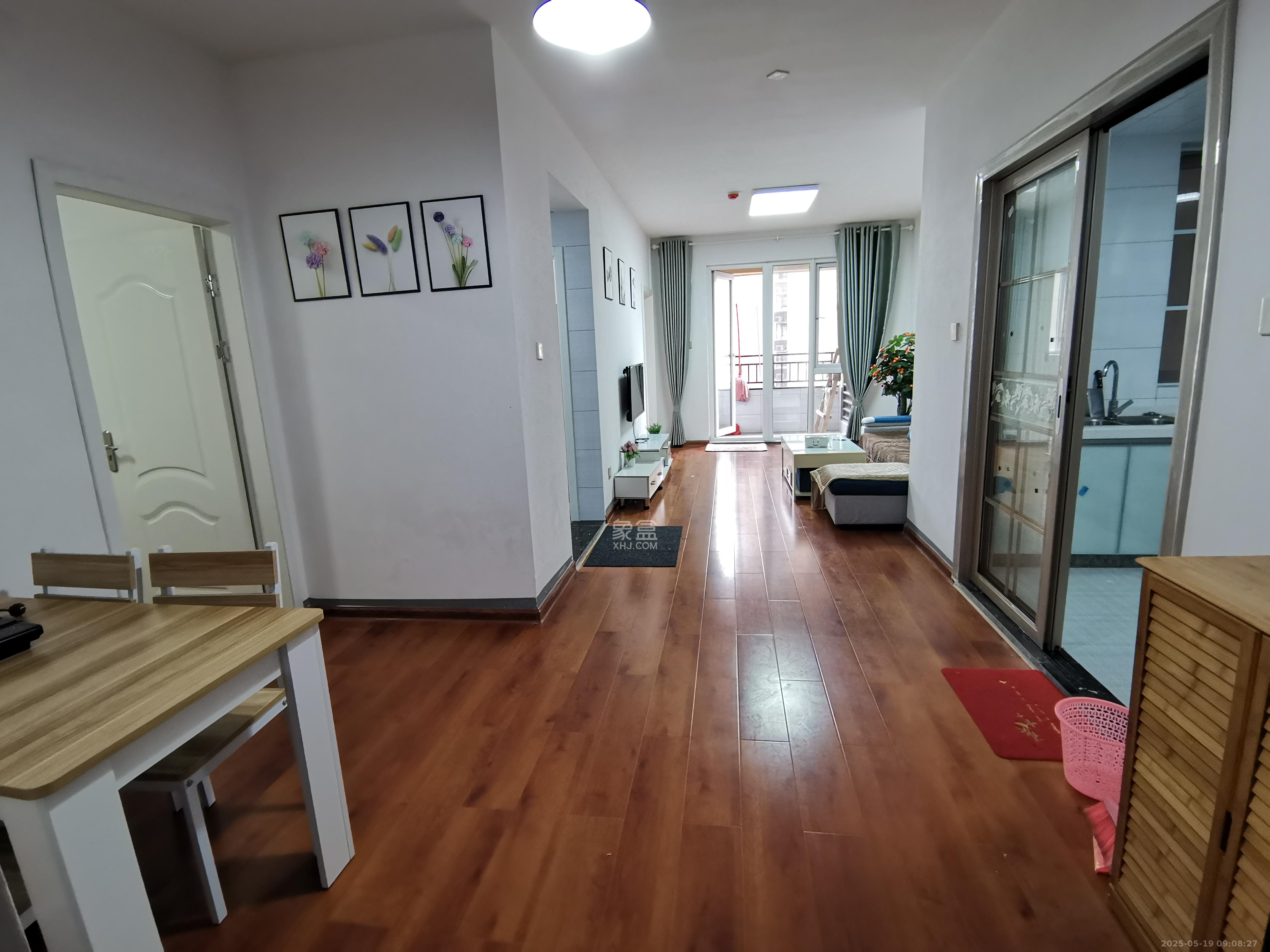 金地格林公馆  3室2厅1卫    2600.0元/月 金地格林公馆  3室2厅1卫    2600.0元/月室内图