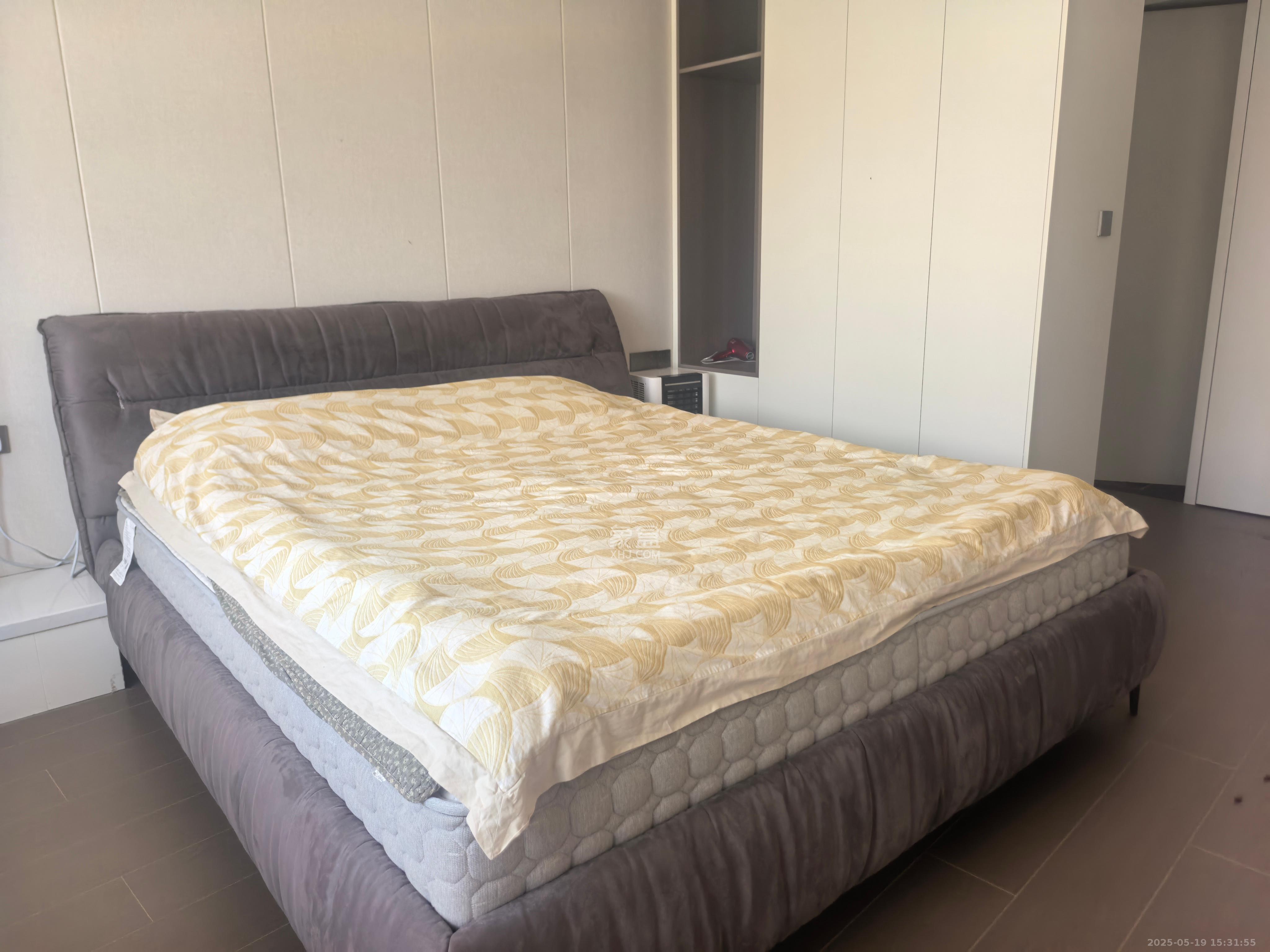 新世纪大厦  1室0厅0卫   3500.00元/月室内图