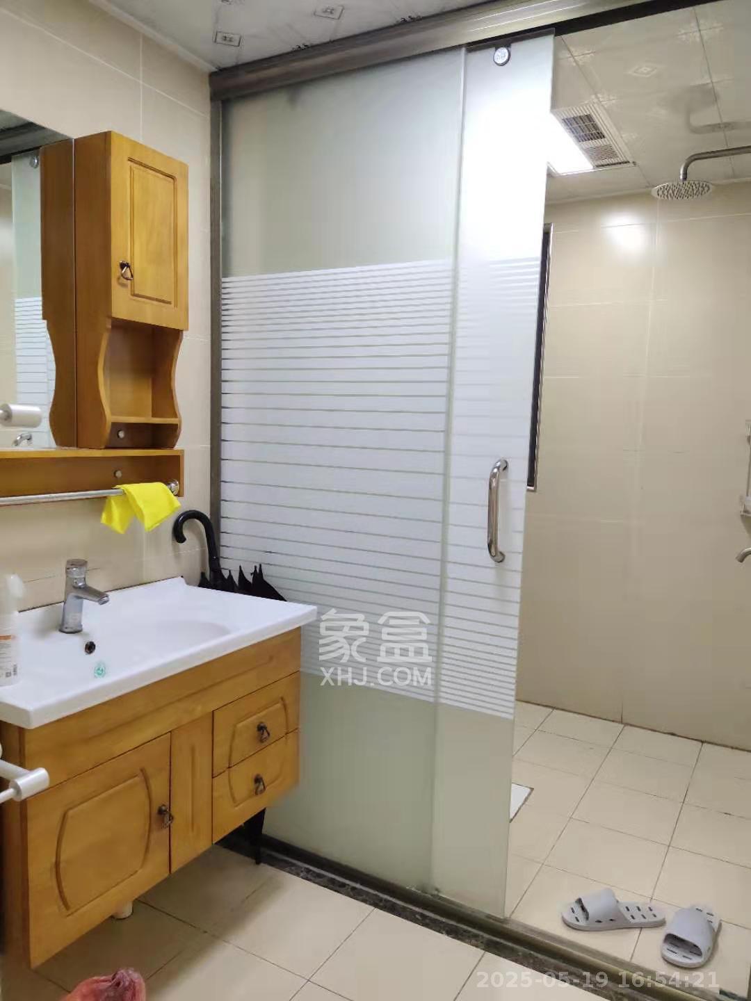 长房时代城  2室2厅1卫   2800.00元/月室内图