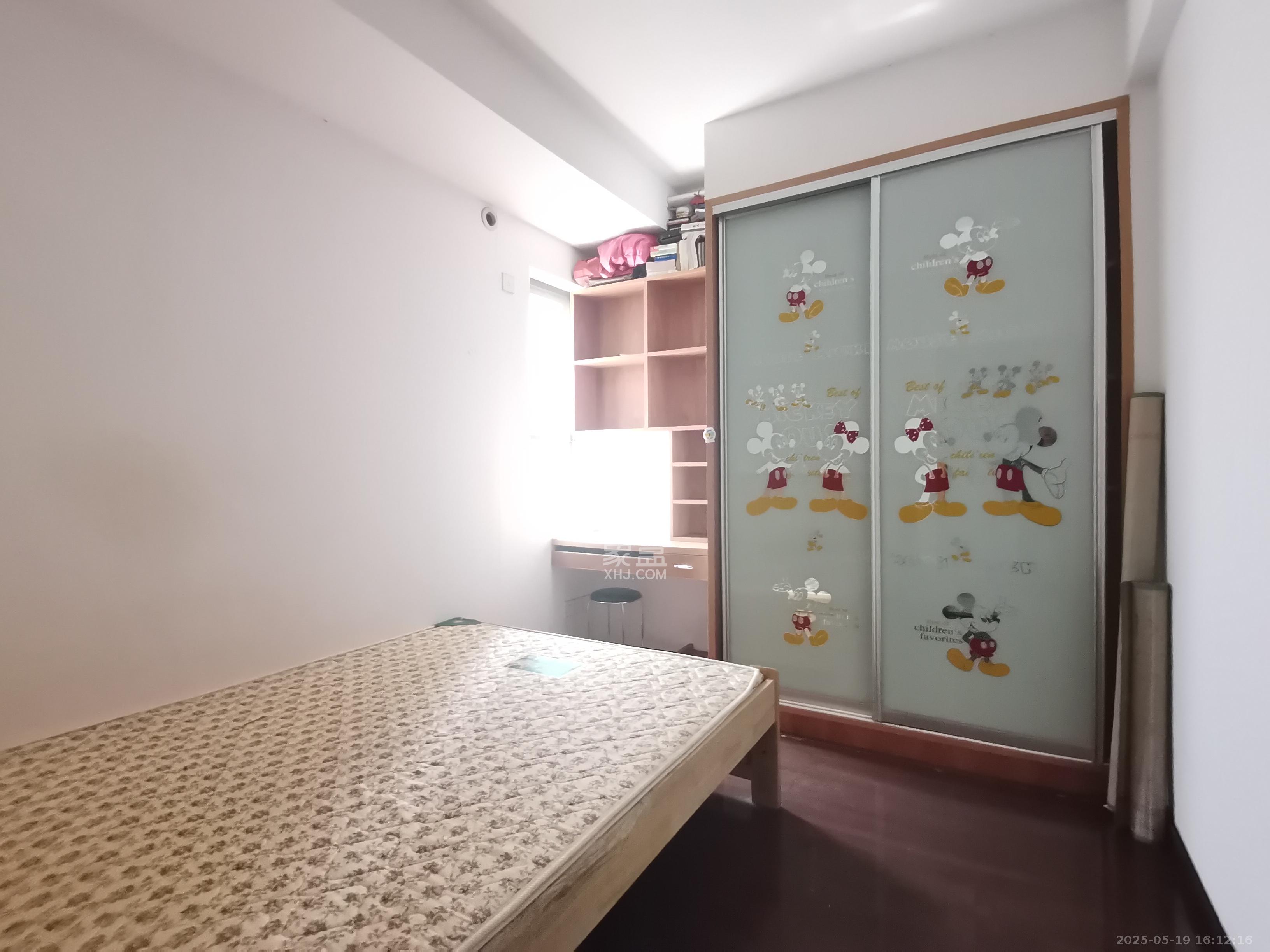 莱茵城 3室2厅1卫 2300.0元/月 莱茵城 3室2厅1卫 2300.0元/月室内图