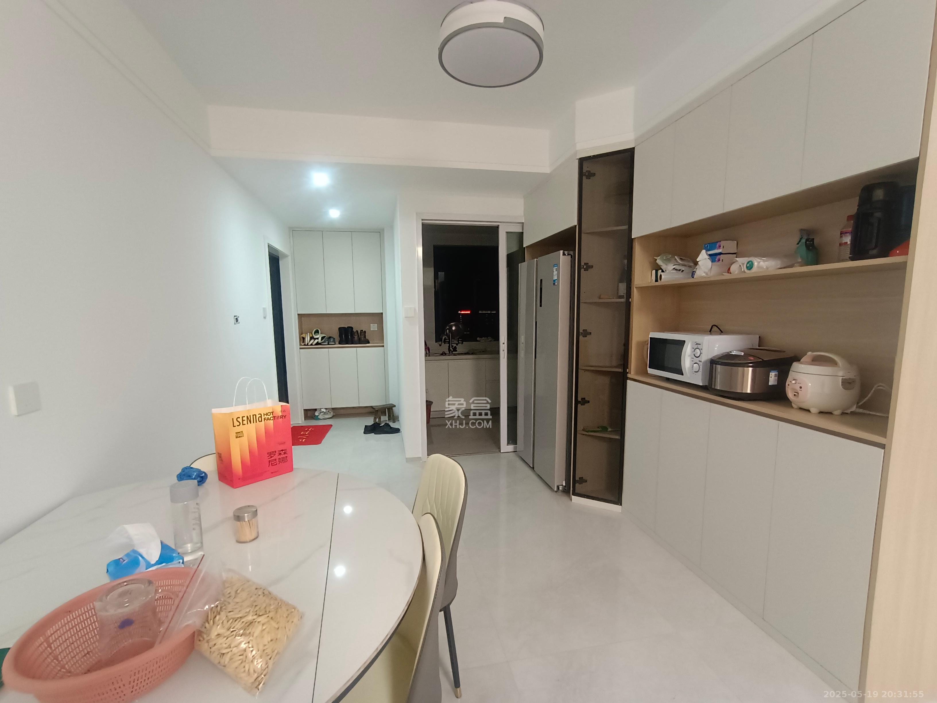 旭辉美的东樾城 4室2厅2卫 3400.0元/月 旭辉美的东樾城 4室2厅2卫 3400.0元/月室内图