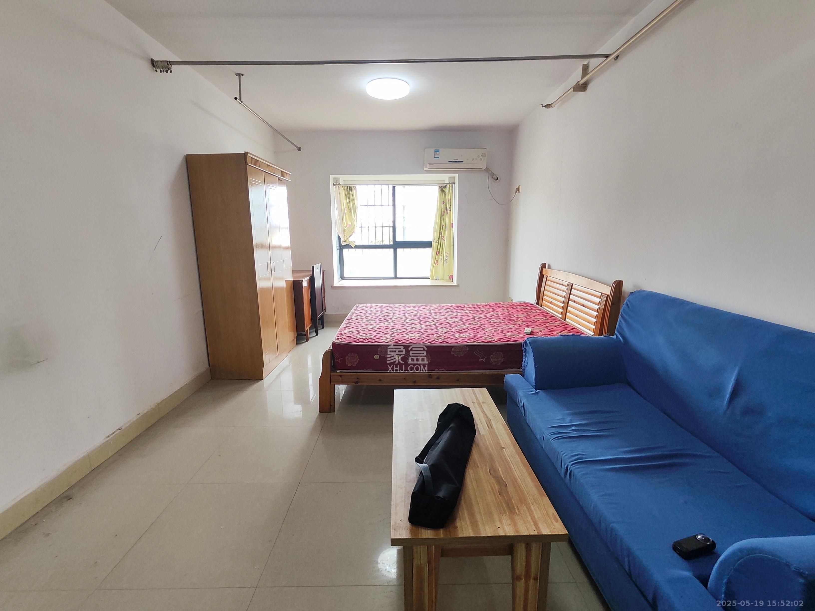 曙光领峰(曙光家园)  1室1厅1卫    1380.0元/月 曙光领峰(曙光家园)  1室1厅1卫    1380.0元/月