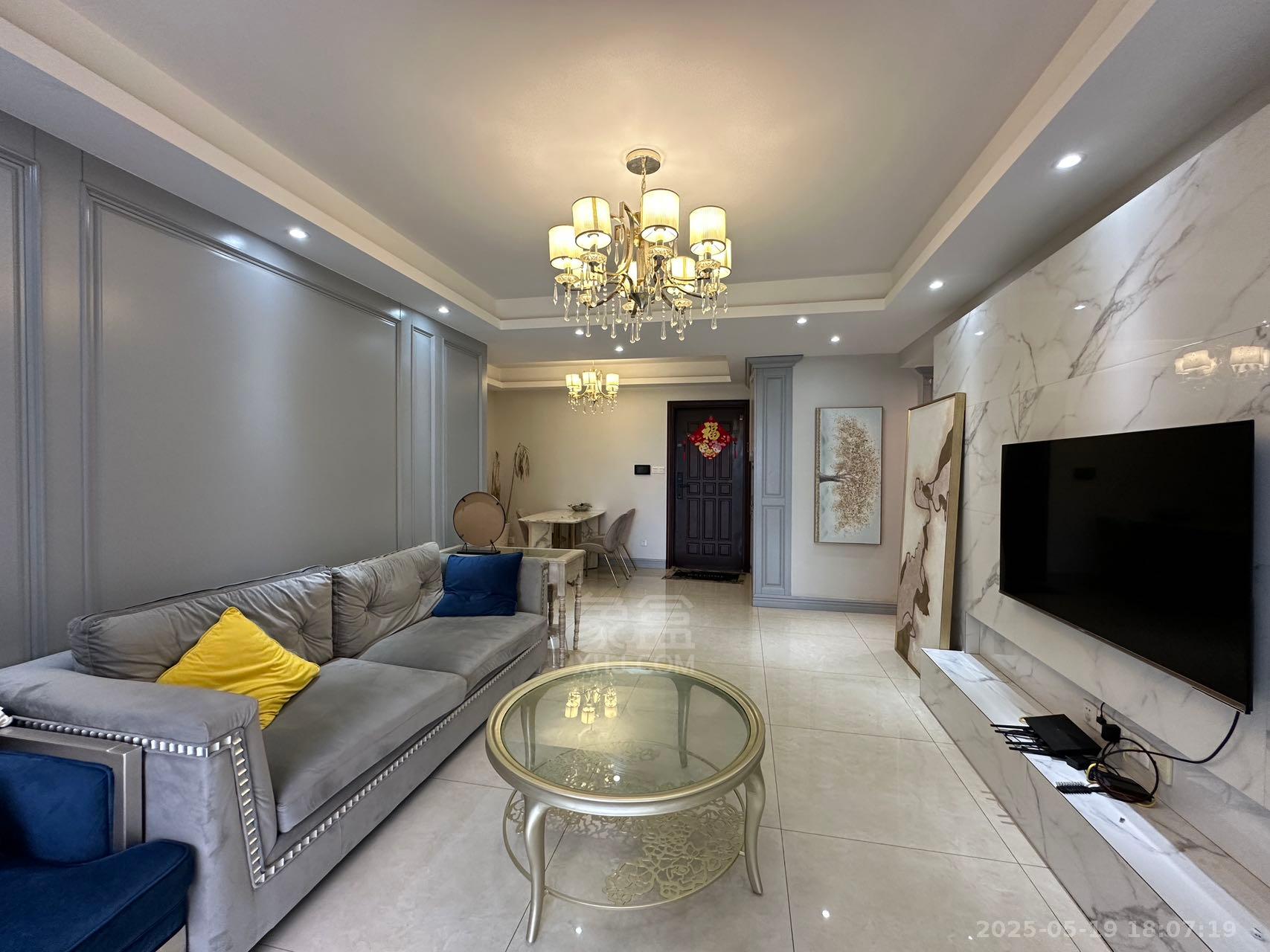 恒大华府 3室2厅2卫 3200.0元/月 恒大华府 3室2厅2卫 3200.0元/月室内图