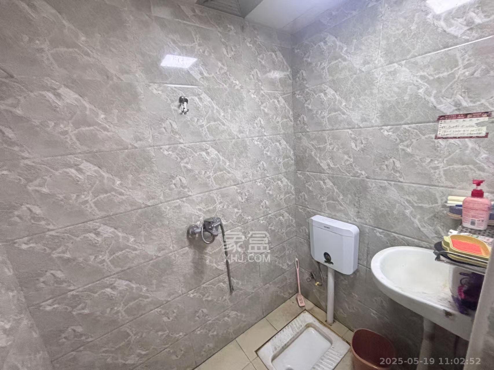 胜家雅苑  1室1厅1卫   800.00元/月室内图