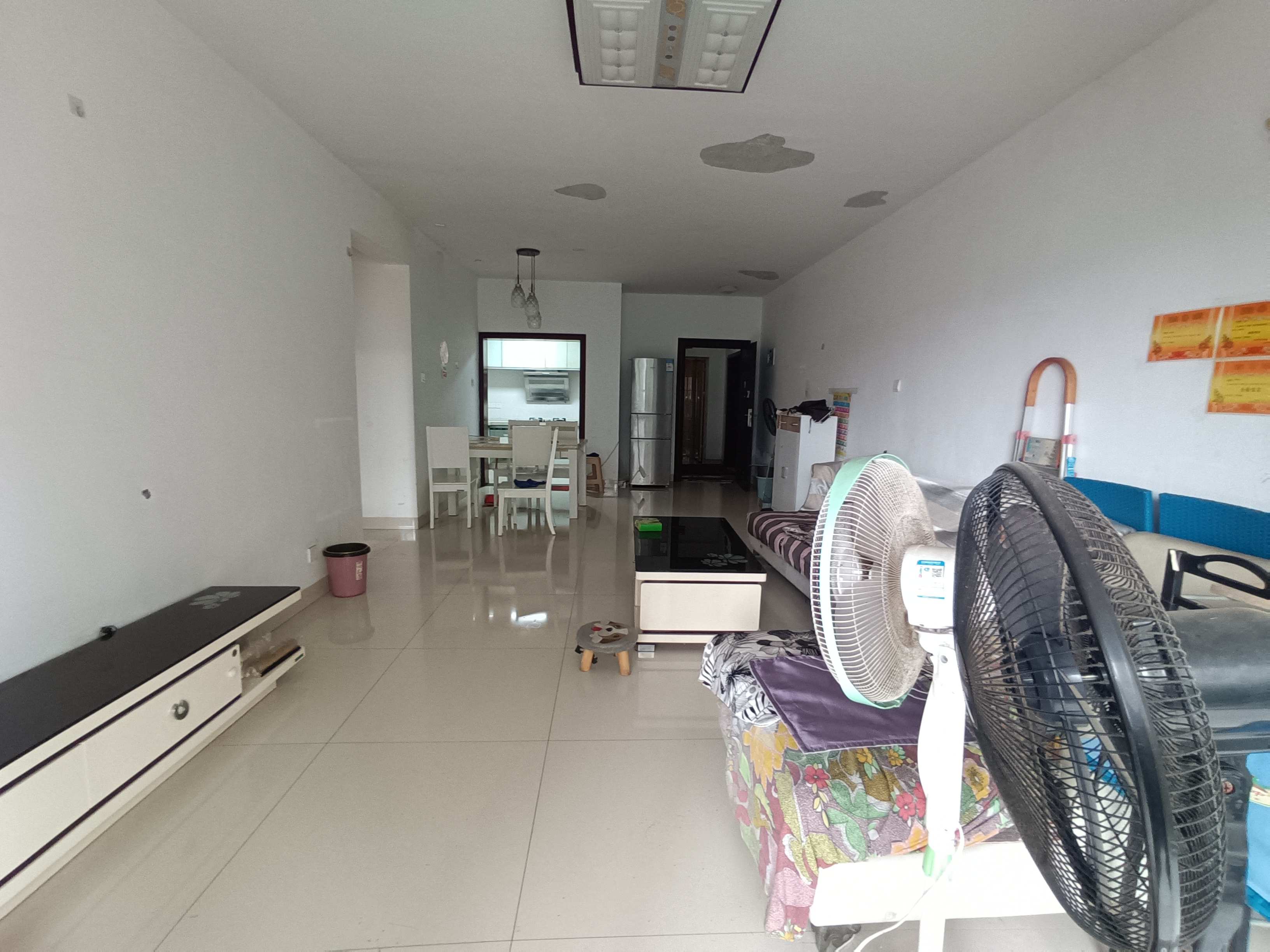 佳兆业金域天下二期 3室2厅2卫 46.8万 佳兆业金域天下二期 3室2厅2卫 46.8万室内图