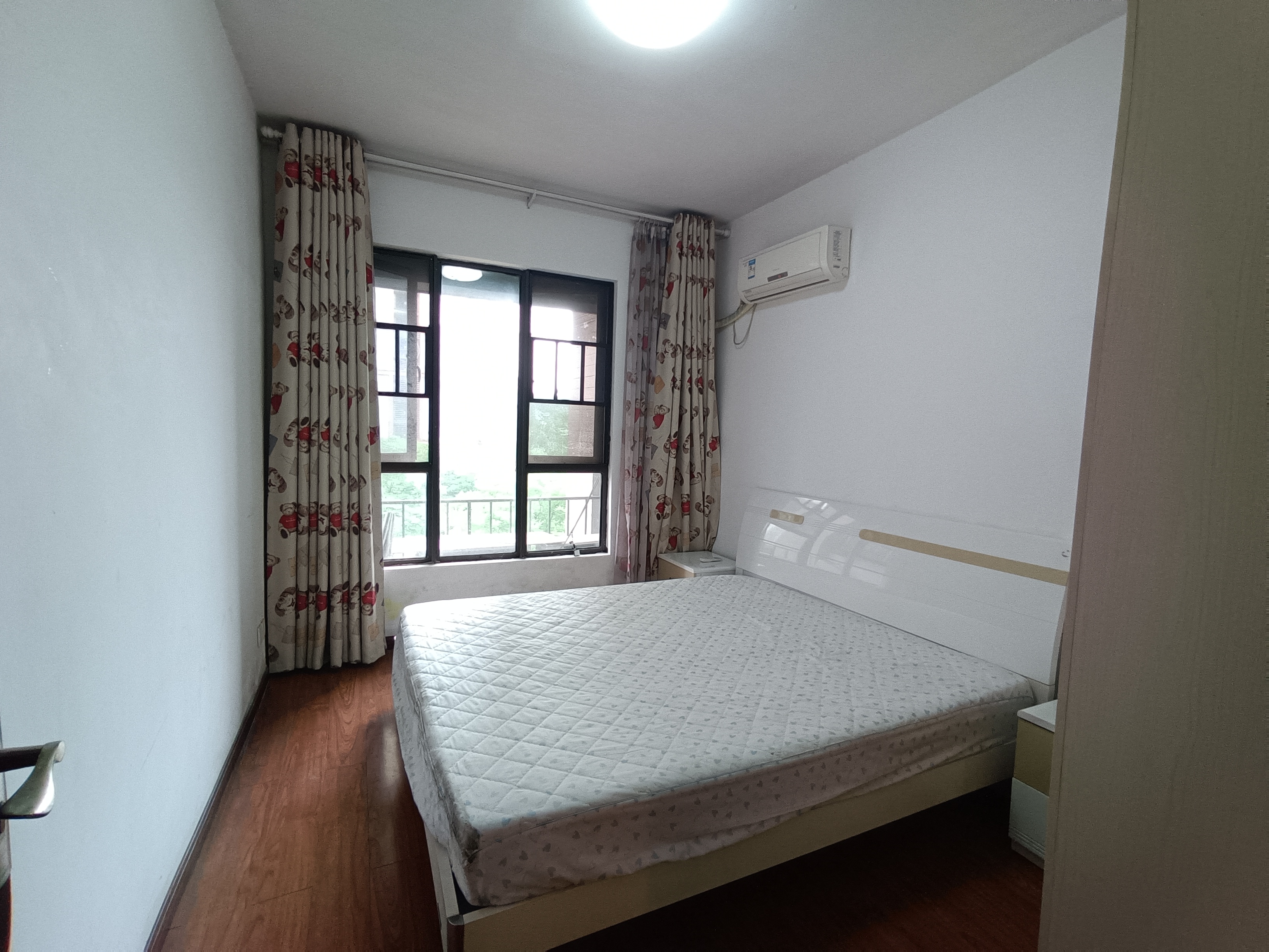 佳兆业金域天下二期 3室2厅2卫 46.8万 佳兆业金域天下二期 3室2厅2卫 46.8万室内图