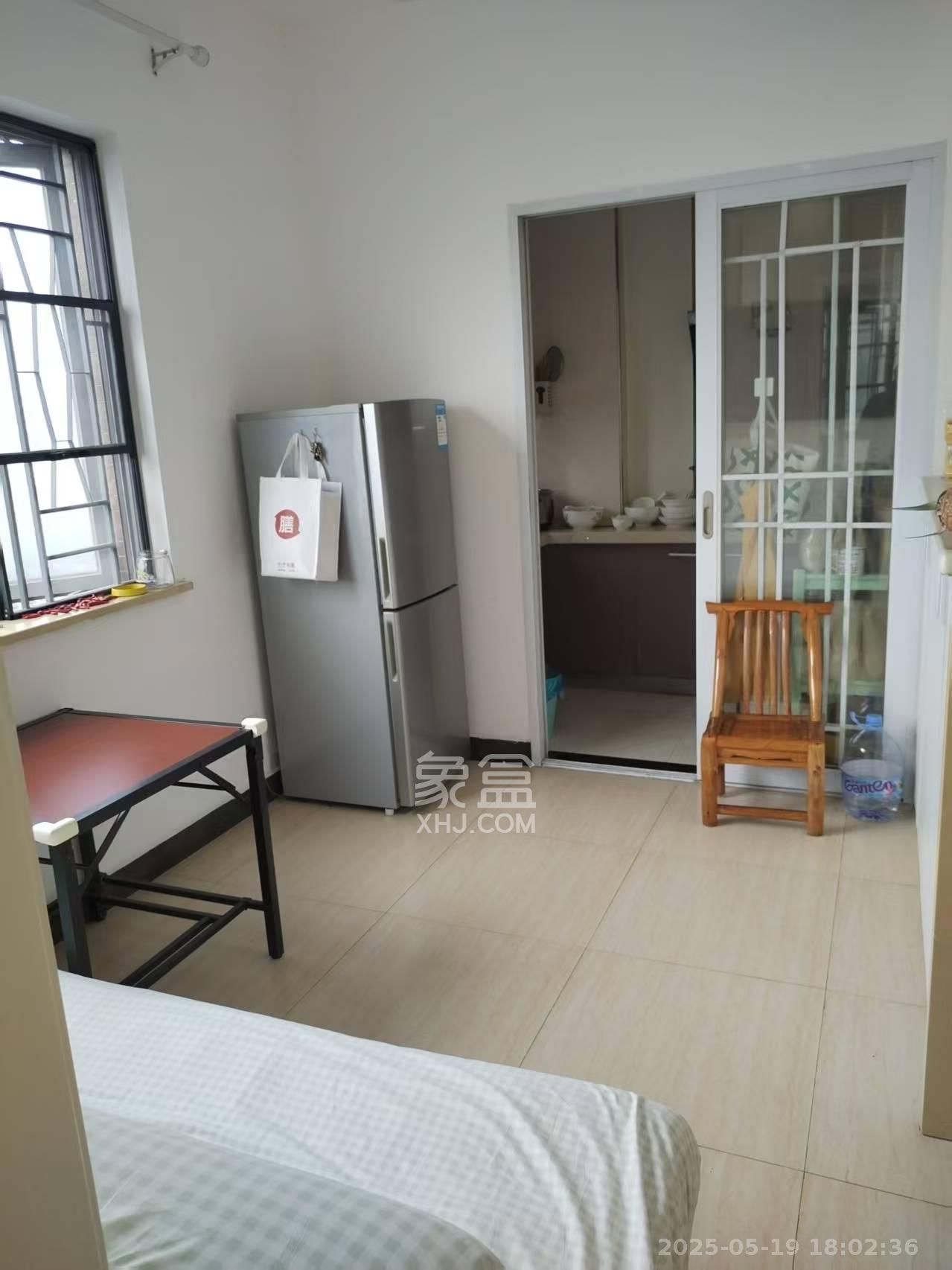 万博汇  2室1厅1卫   2300.00元/月室内图